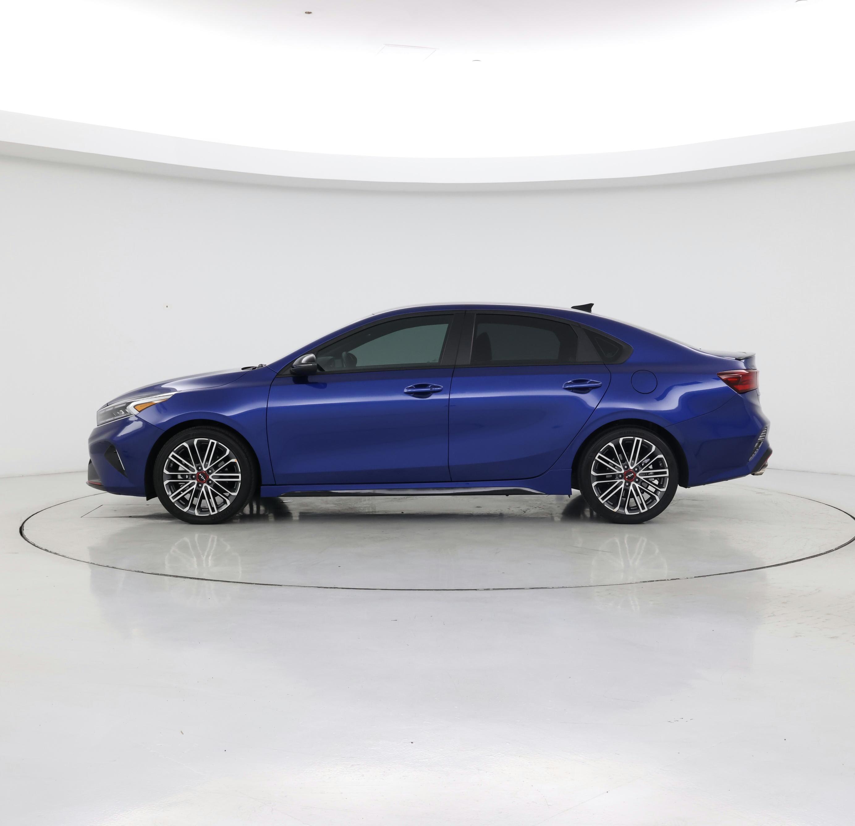Thumbnail: 2024 Kia Forte - 3