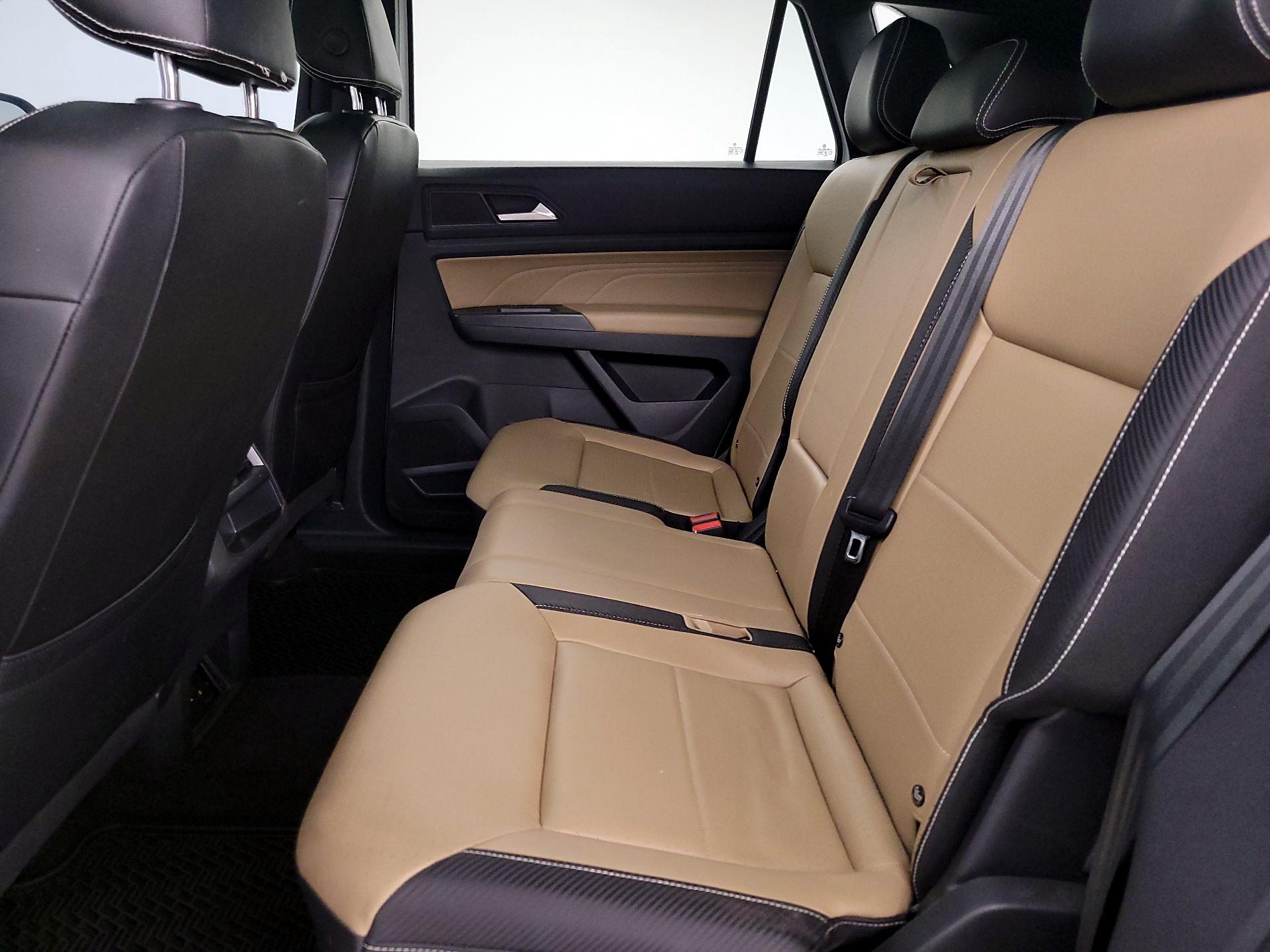 Thumbnail: 2021 Volkswagen Atlas - 20