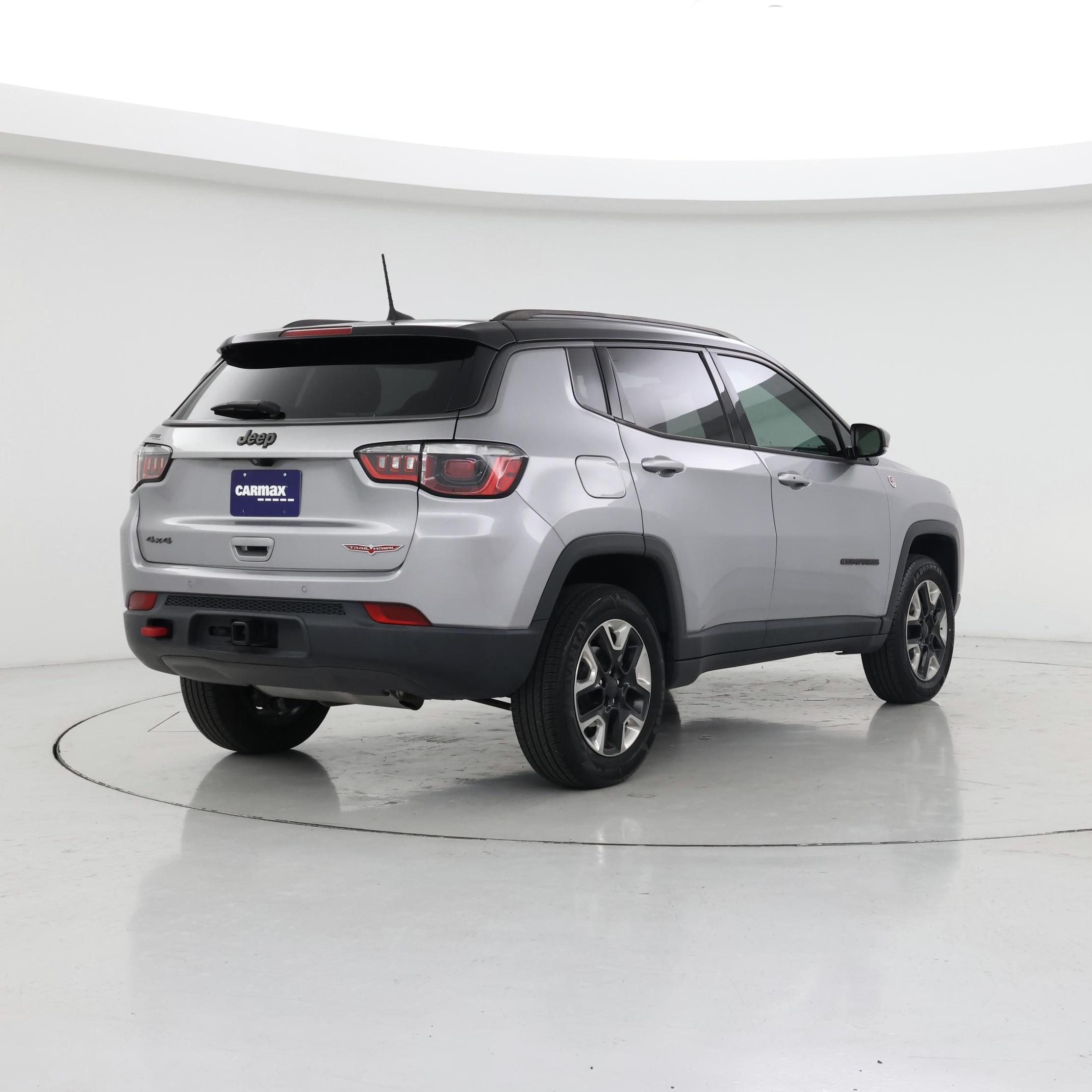 Thumbnail: 2018 Jeep Compass - 8