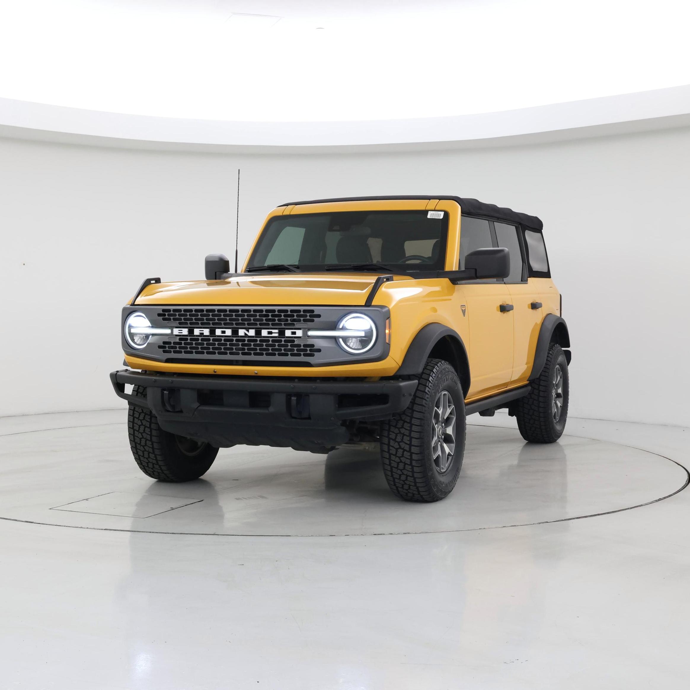 Thumbnail: 2021 Ford Bronco - 4