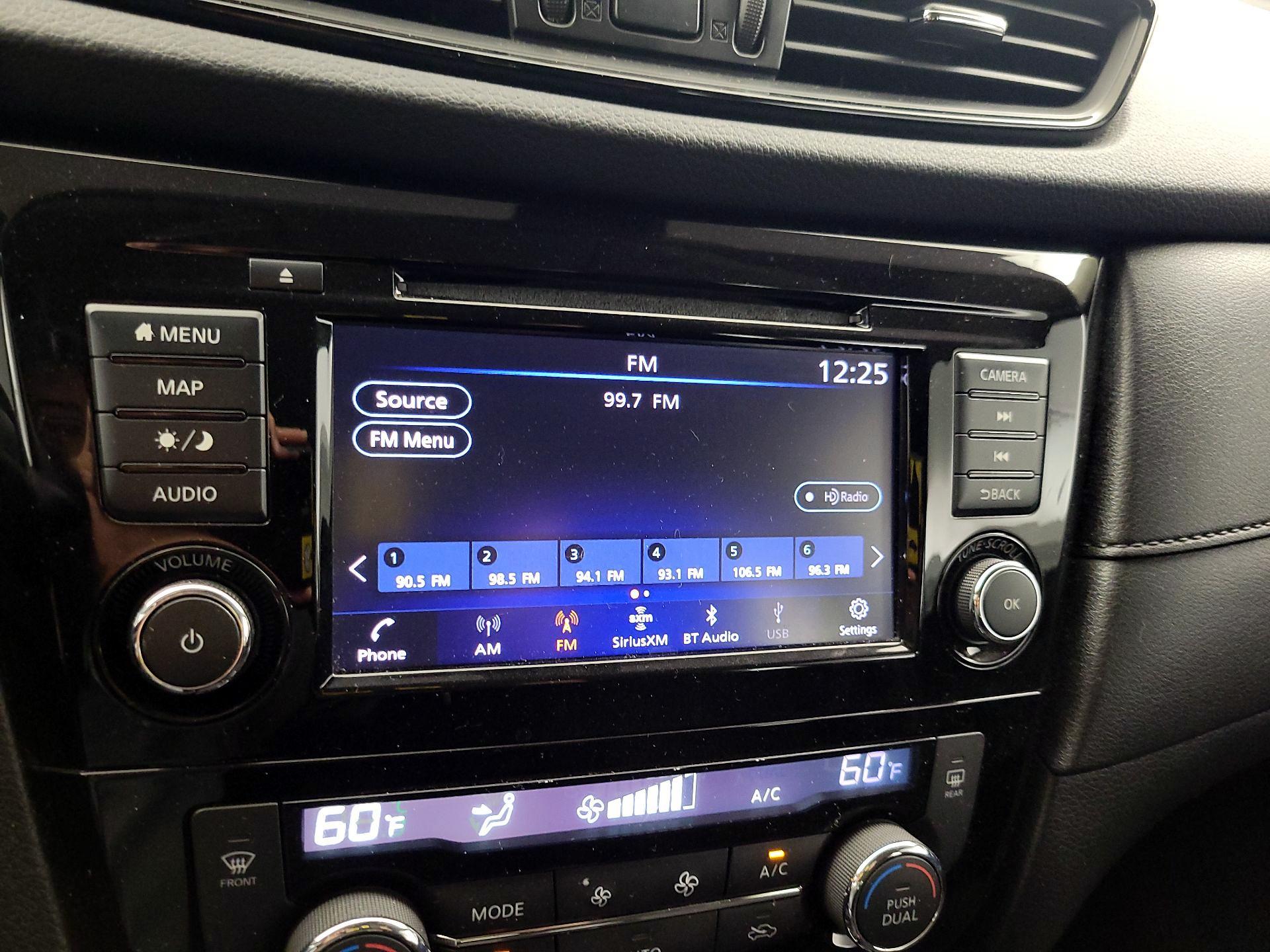 Thumbnail: 2020 Nissan Rogue - 16