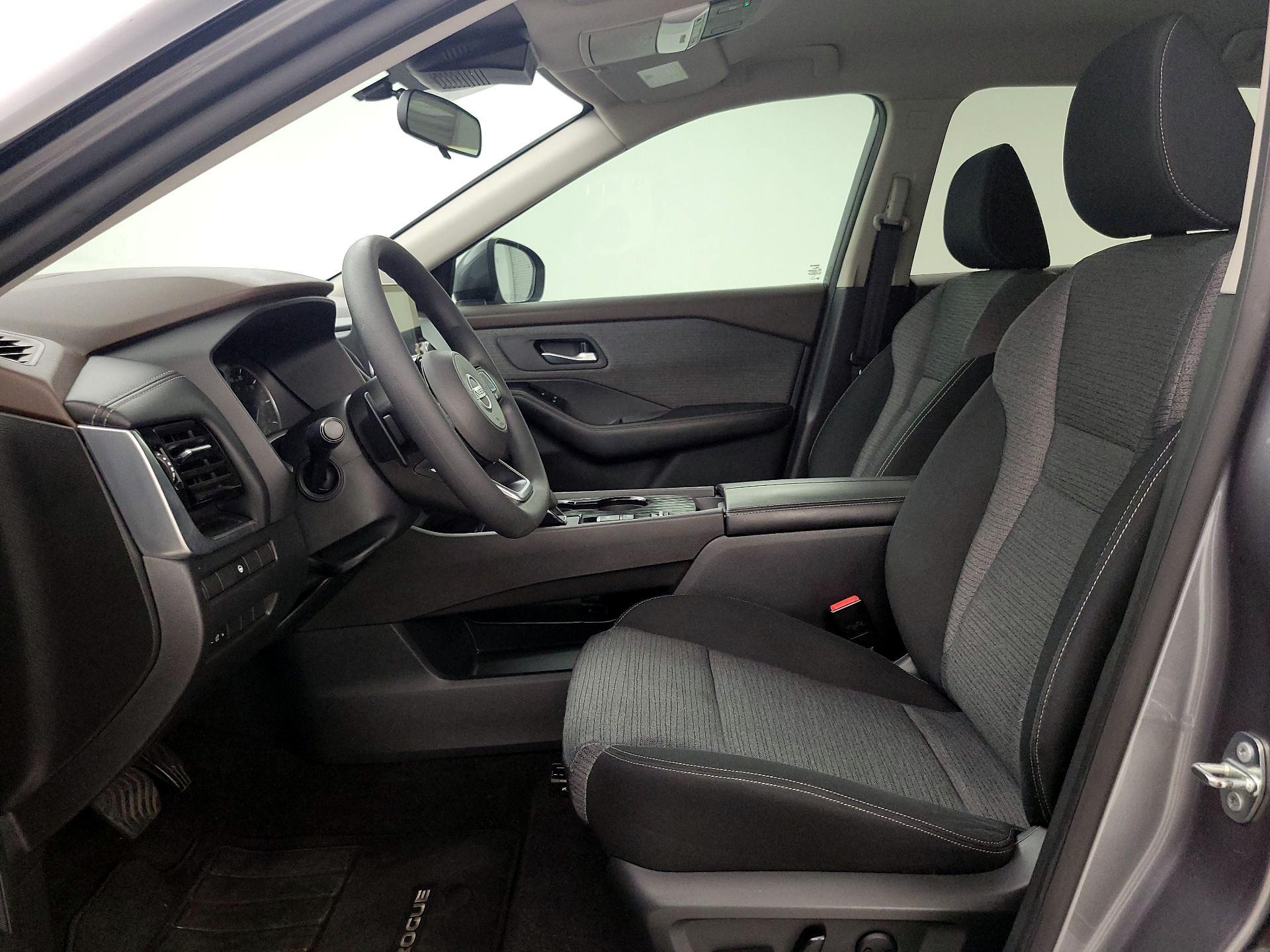 Thumbnail: 2021 Nissan Rogue - 11