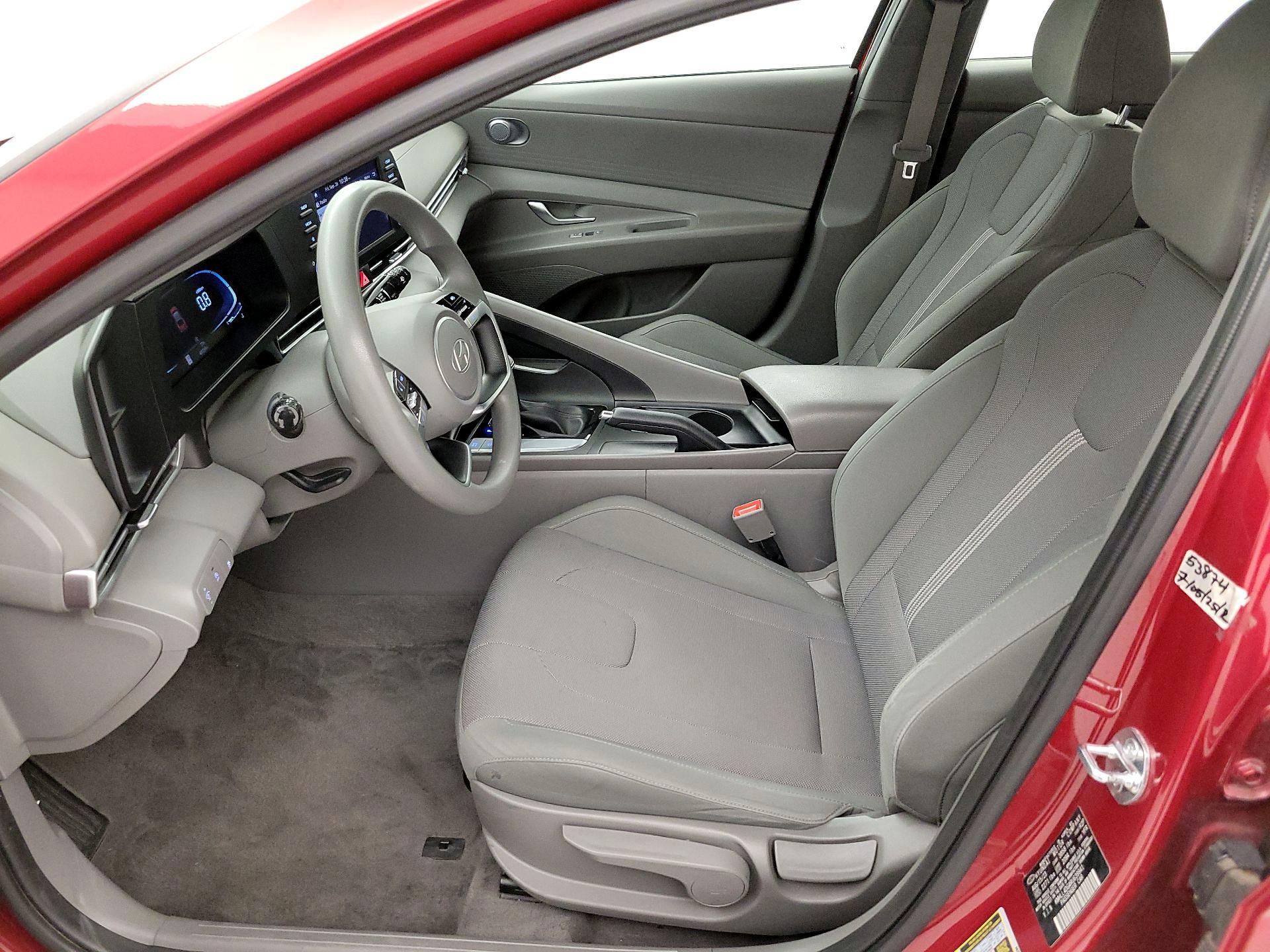 Thumbnail: 2024 Hyundai Elantra - 11