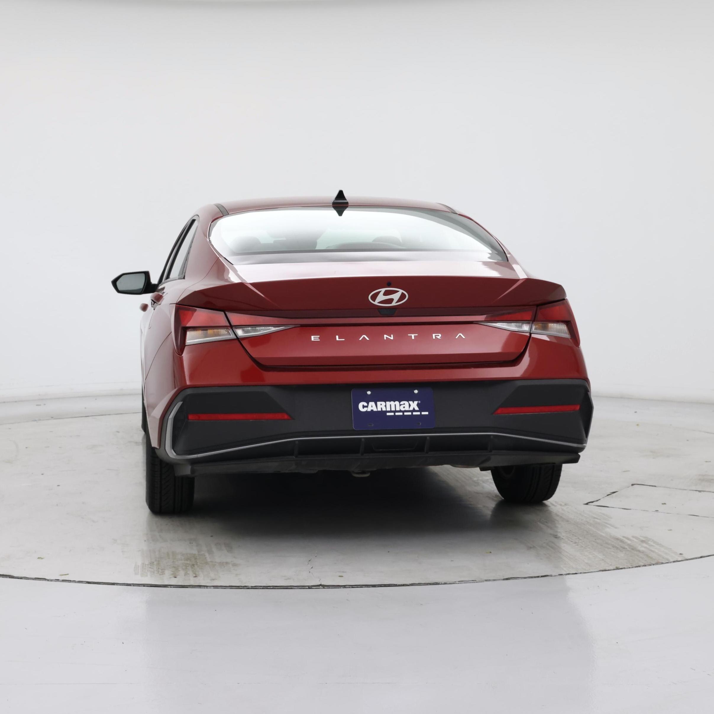 Thumbnail: 2024 Hyundai Elantra - 6
