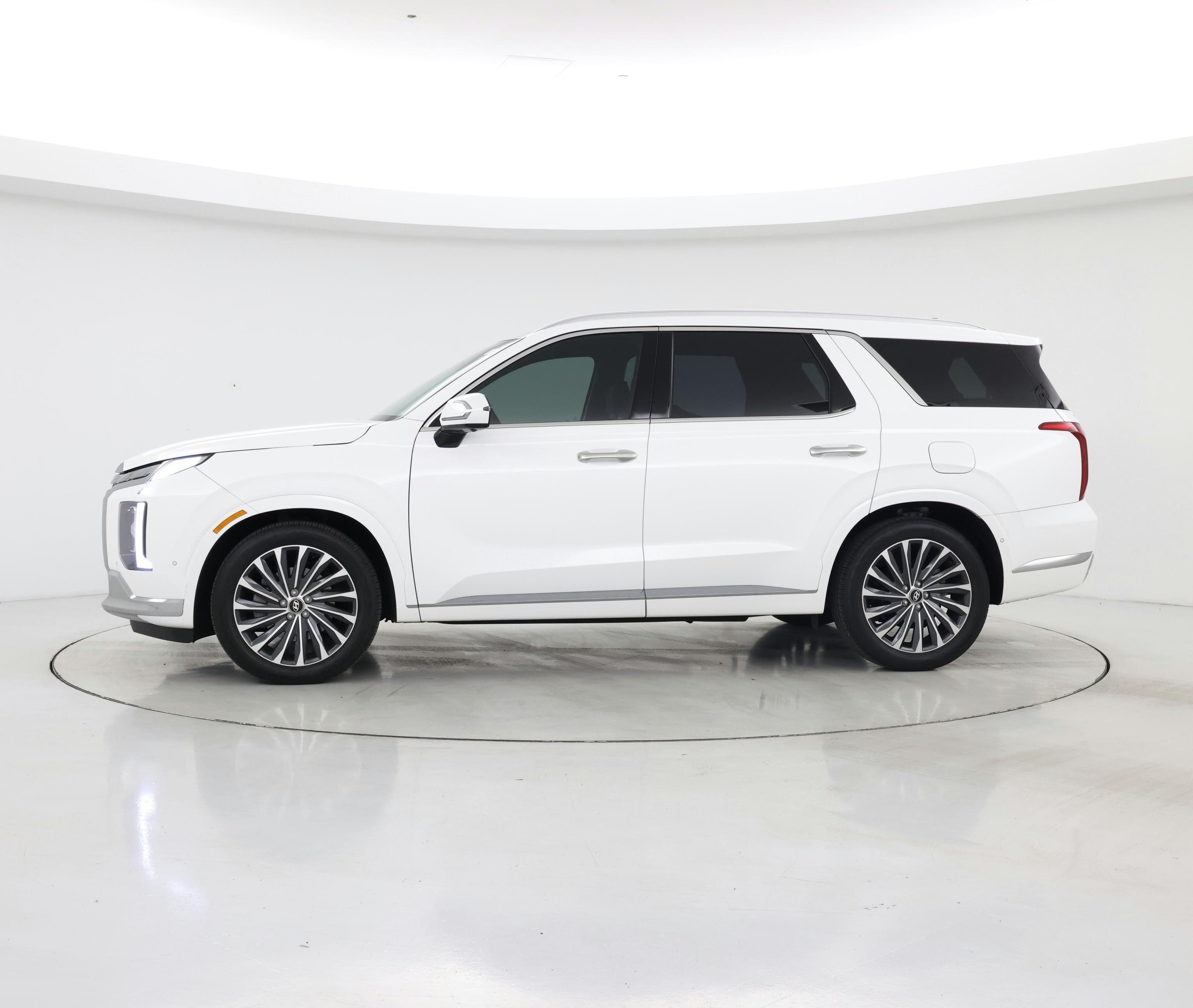 Thumbnail: 2023 Hyundai Palisade - 3