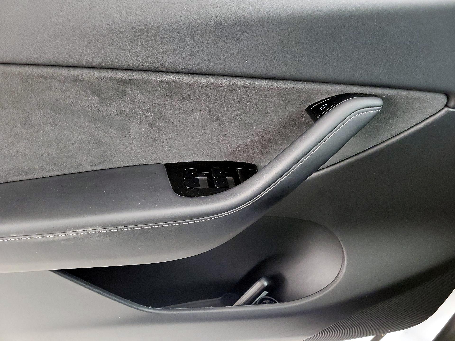 Thumbnail: 2020 Tesla Model Y - 12