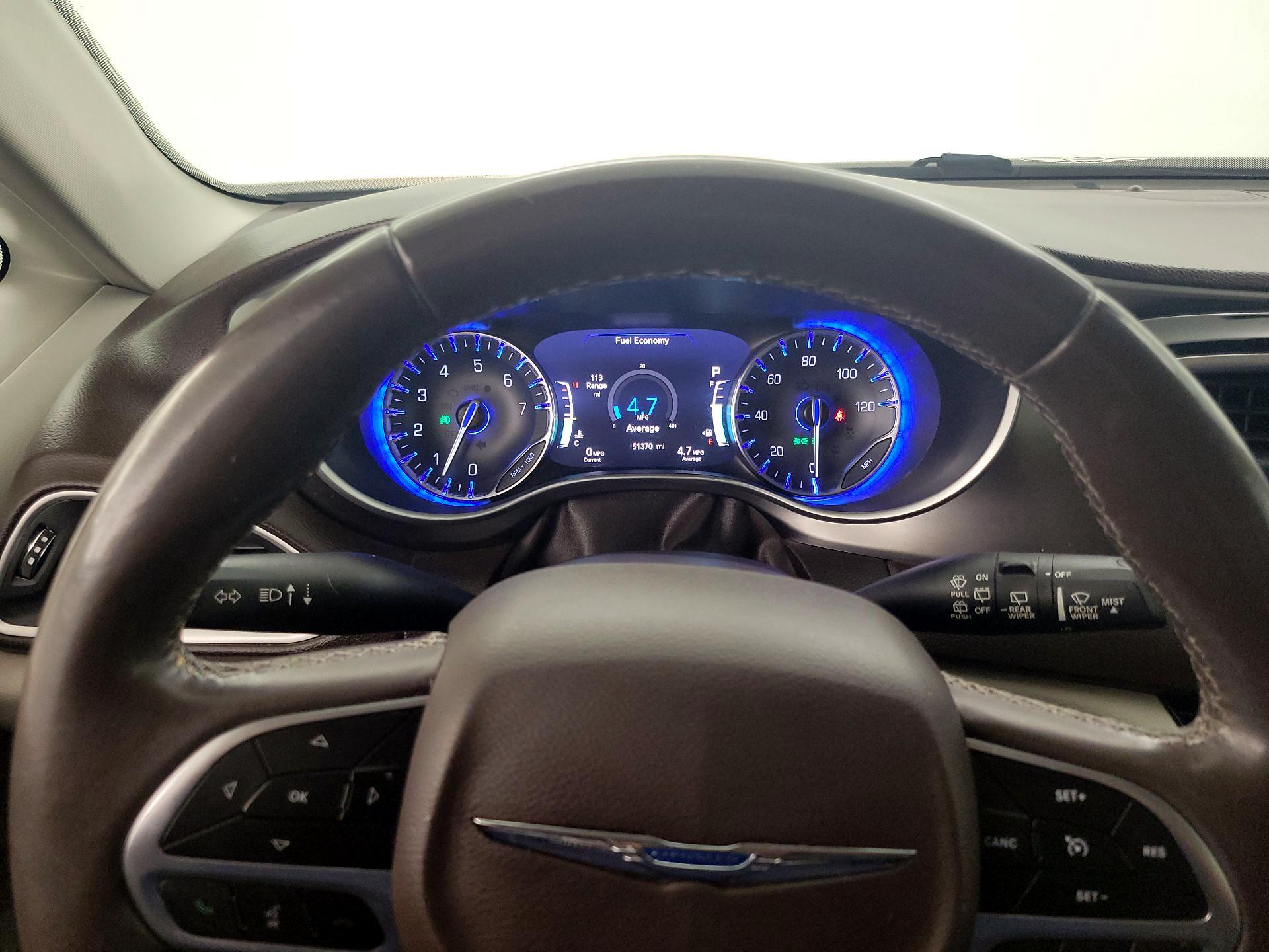 Thumbnail: 2018 Chrysler Pacifica - 10