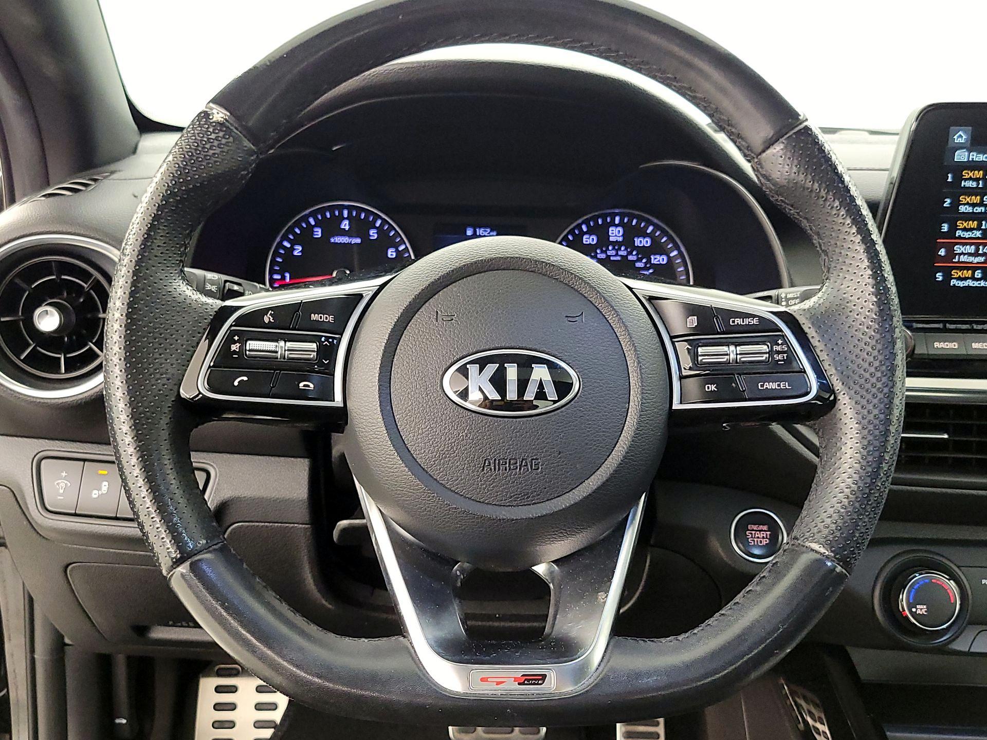 Thumbnail: 2021 Kia Forte - 10