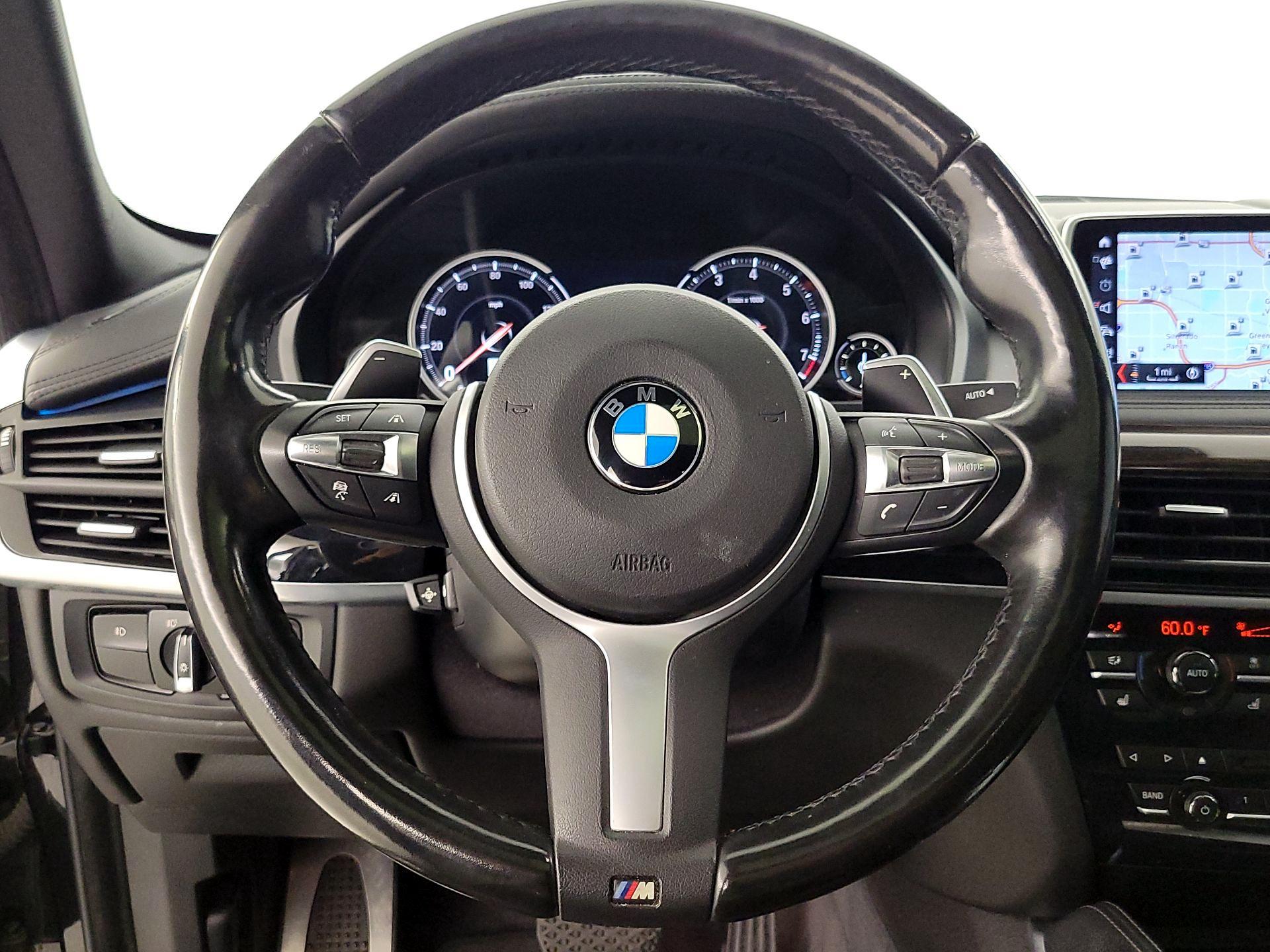 Thumbnail: 2019 BMW X6 - 10
