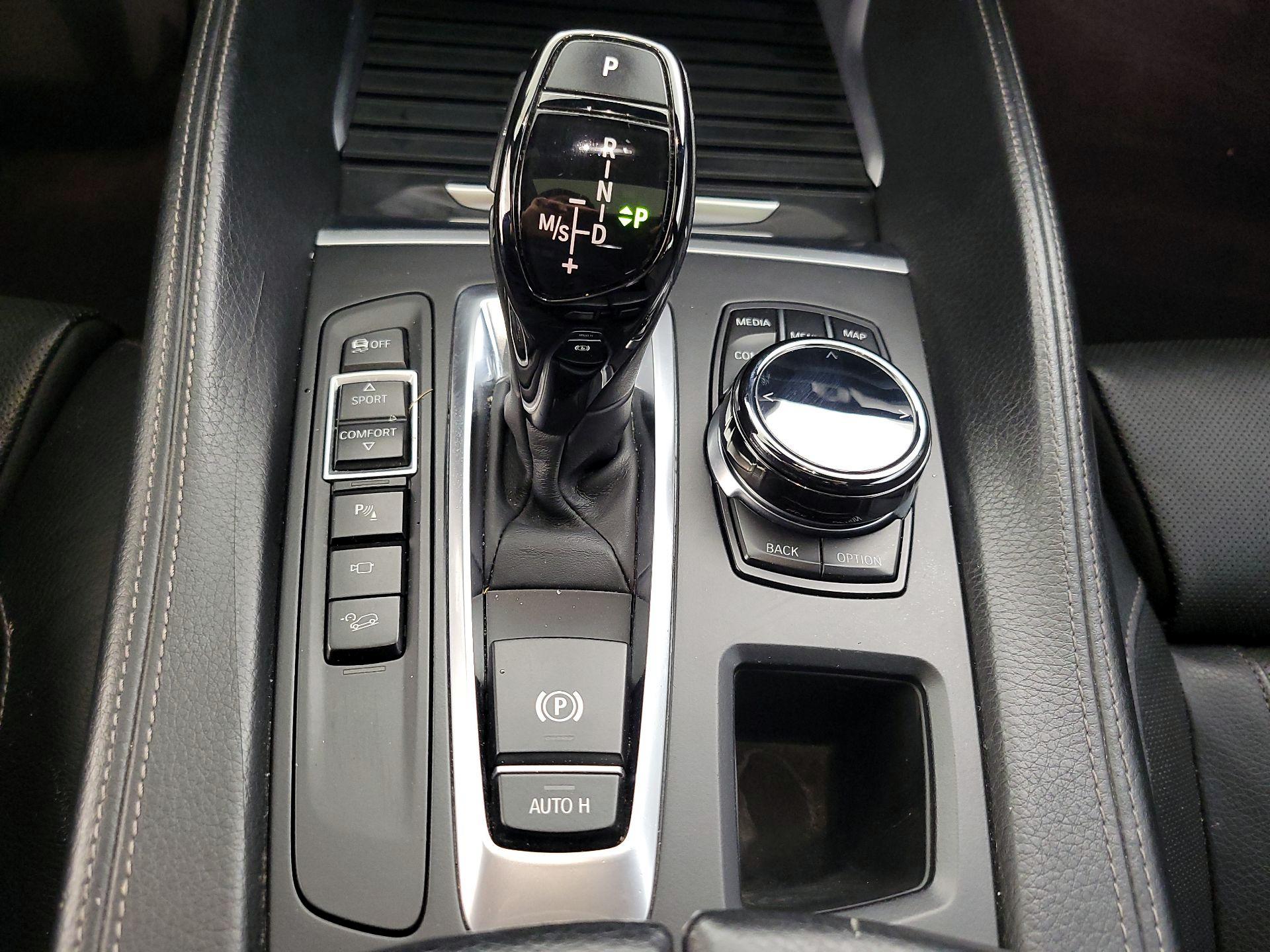 Thumbnail: 2019 BMW X6 - 18