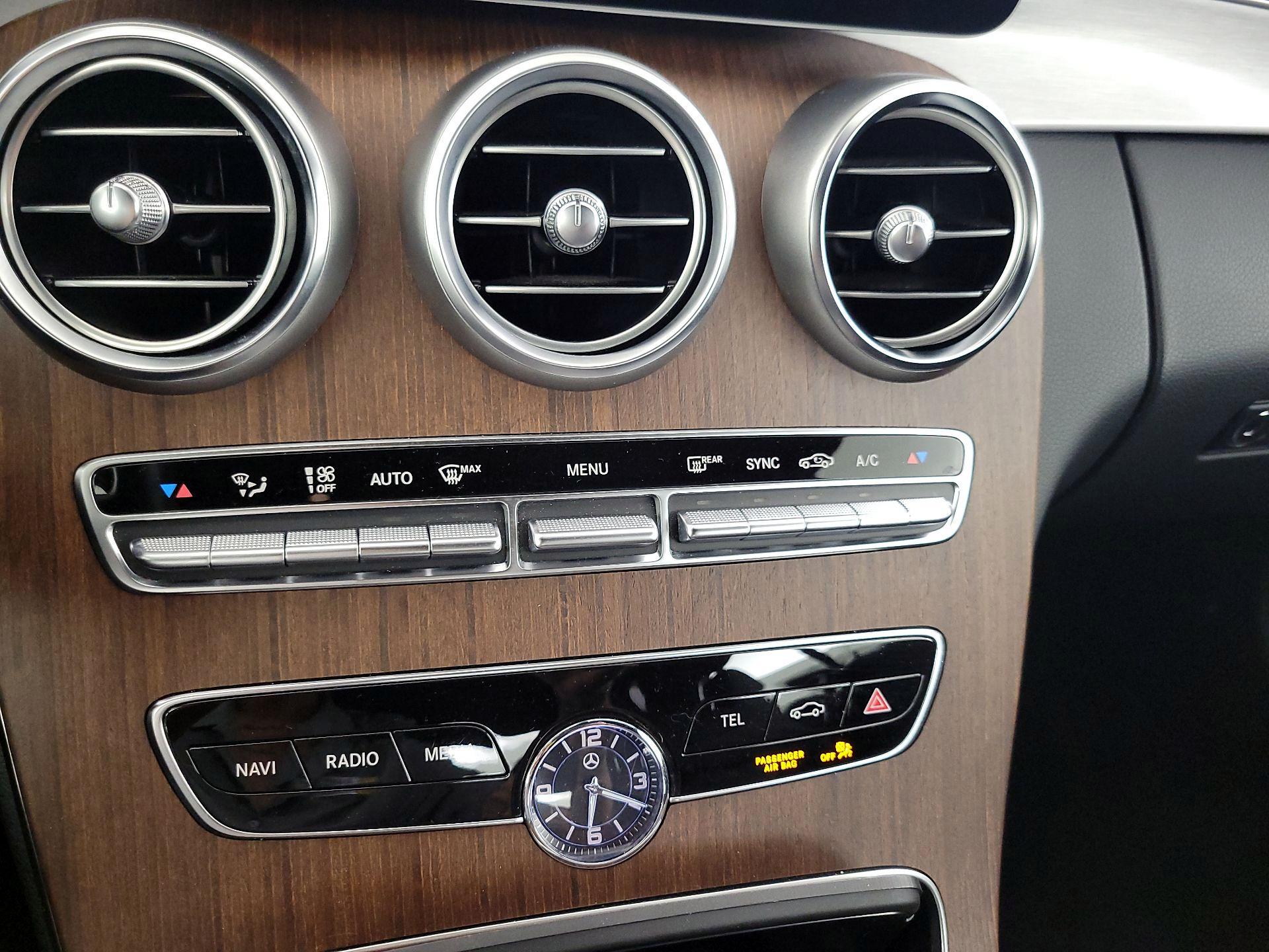 Thumbnail: 2019 Mercedes-Benz C-Class - 16