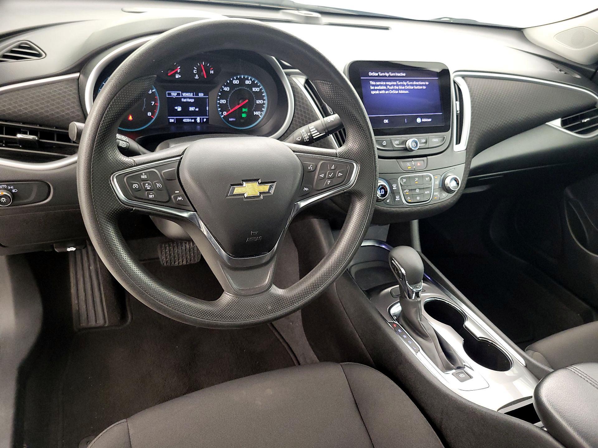 Thumbnail: 2023 Chevrolet Malibu - 9