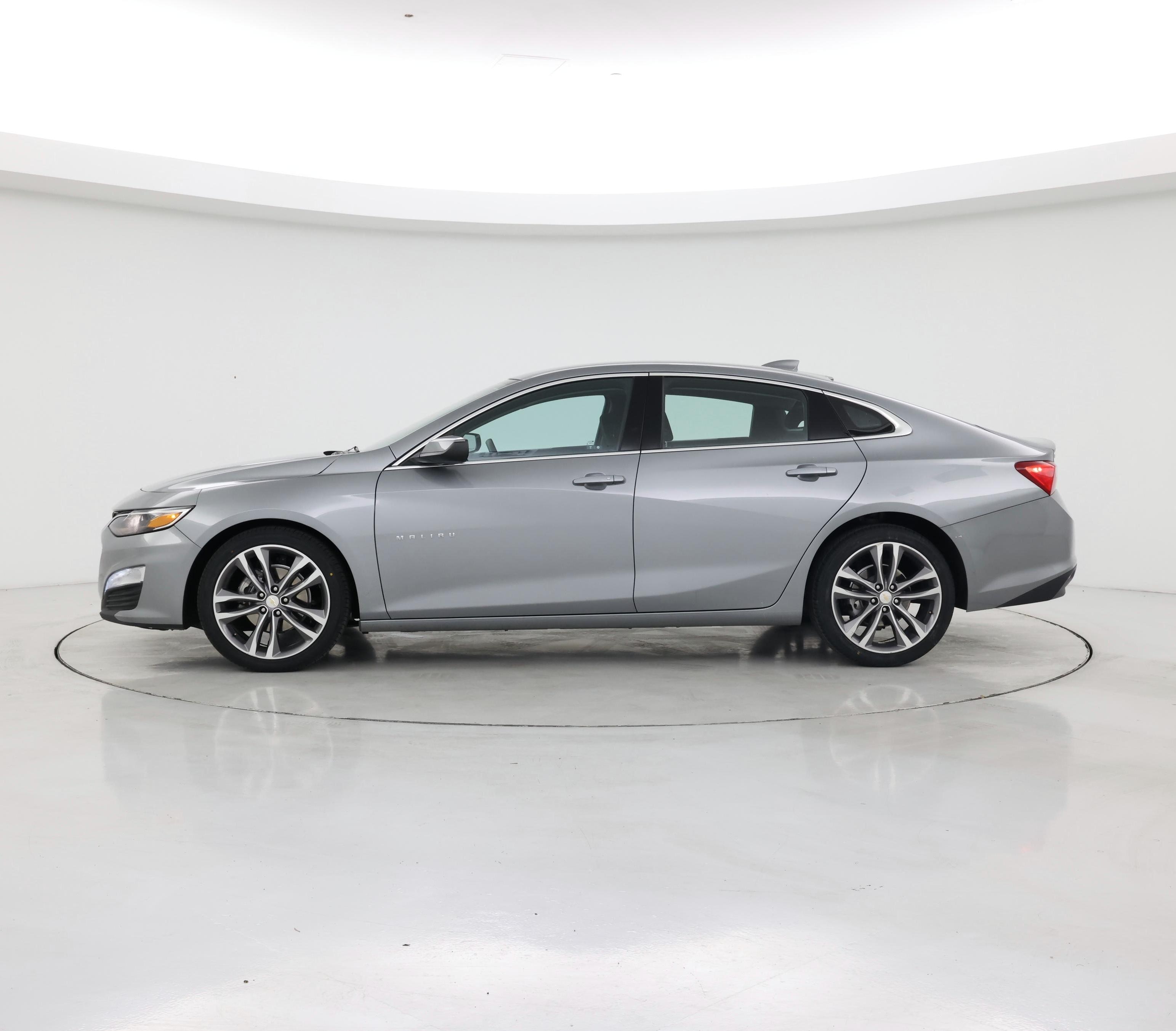 Thumbnail: 2023 Chevrolet Malibu - 3