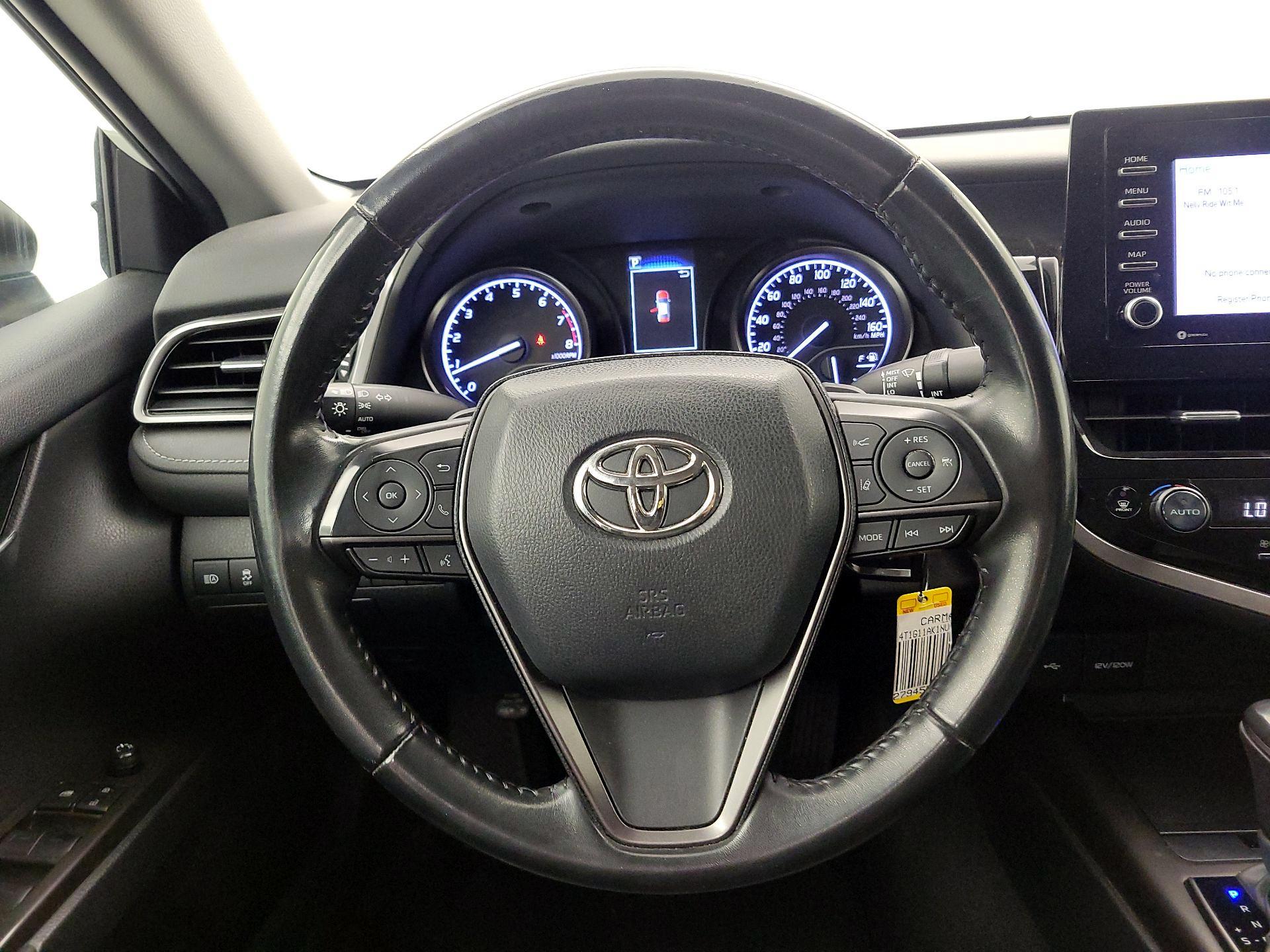 Thumbnail: 2022 Toyota Camry - 10