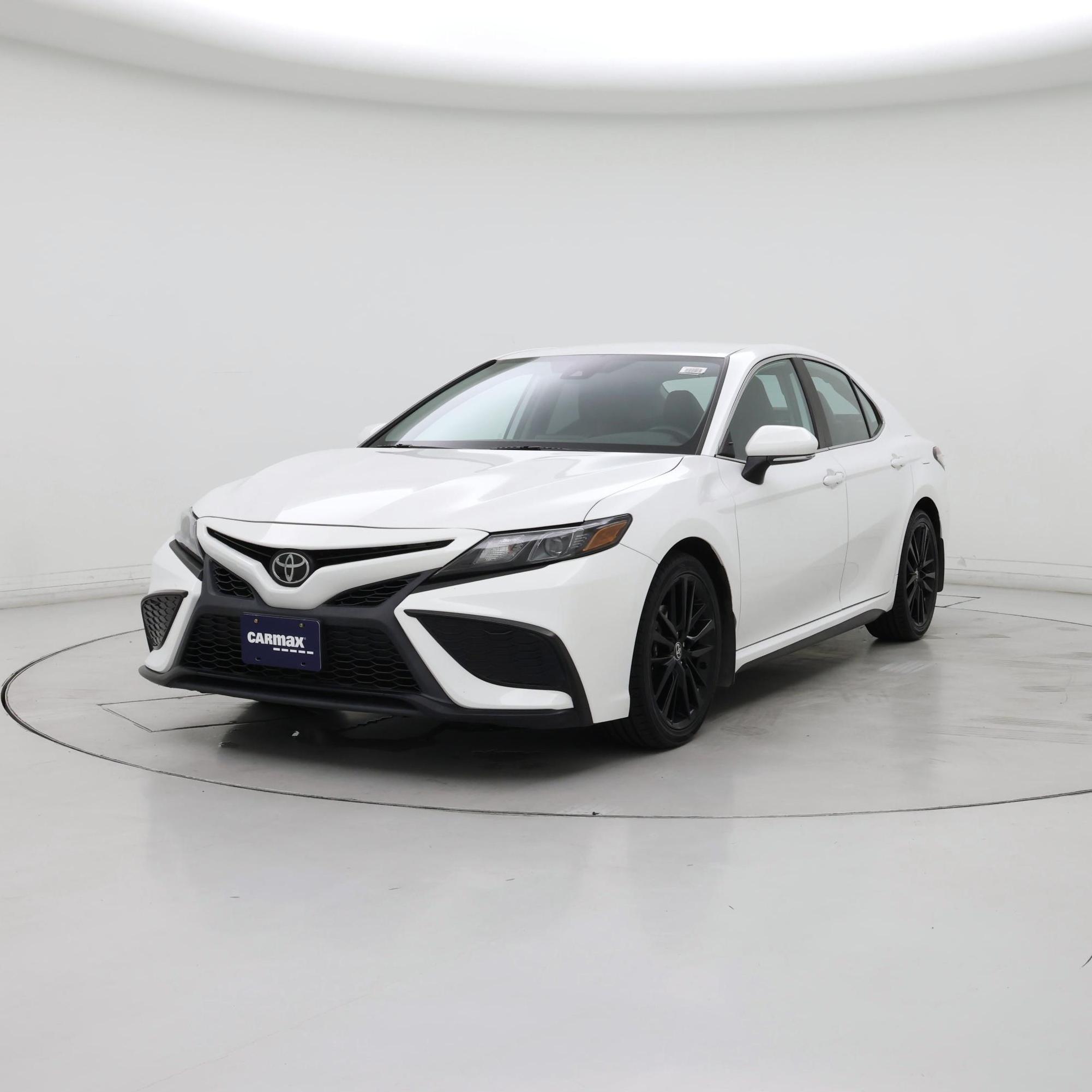 Thumbnail: 2022 Toyota Camry - 4