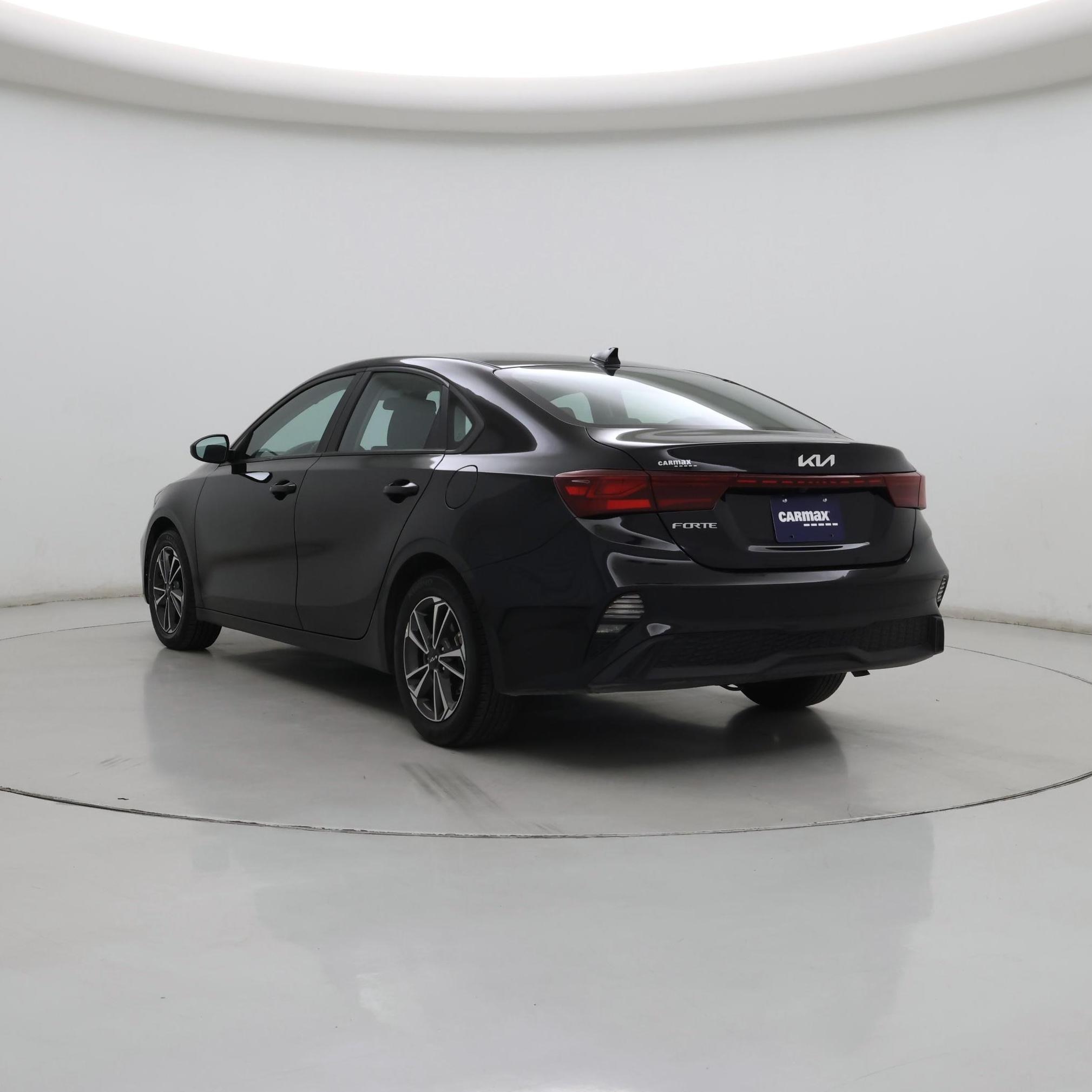 Thumbnail: 2023 Kia Forte - 2