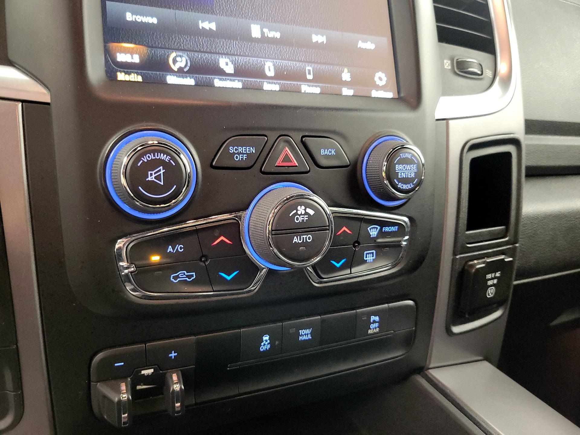 Thumbnail: 2023 RAM 1500 Classic - 17