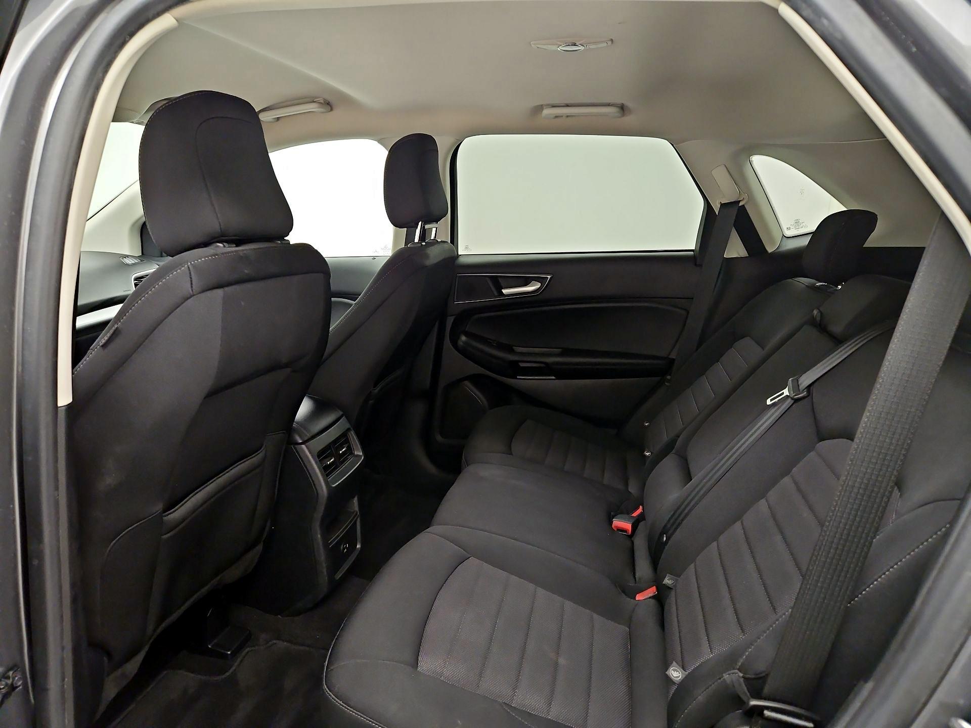 Thumbnail: 2021 Ford Edge - 19