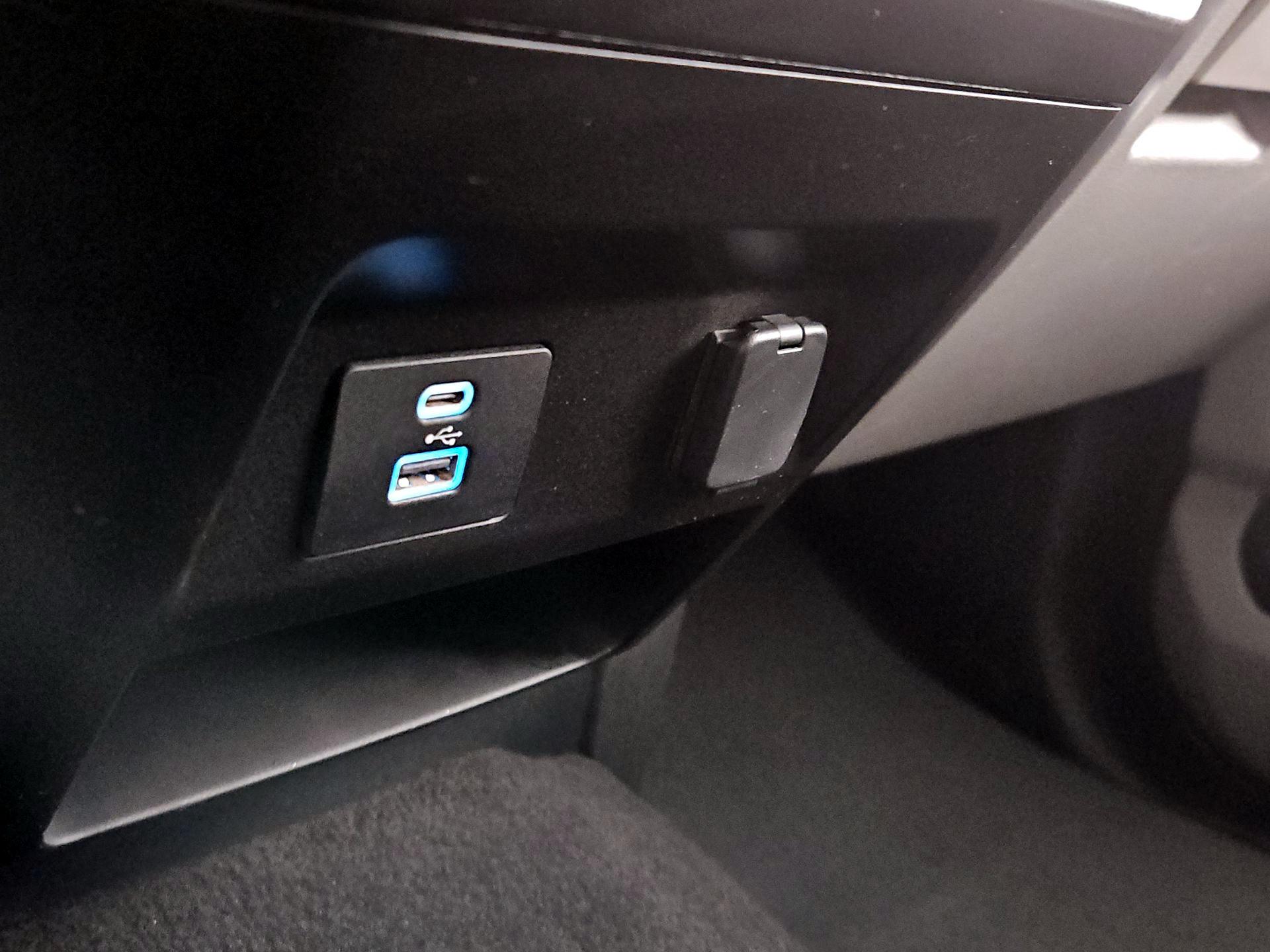 Thumbnail: 2021 Ford F-250 - 18