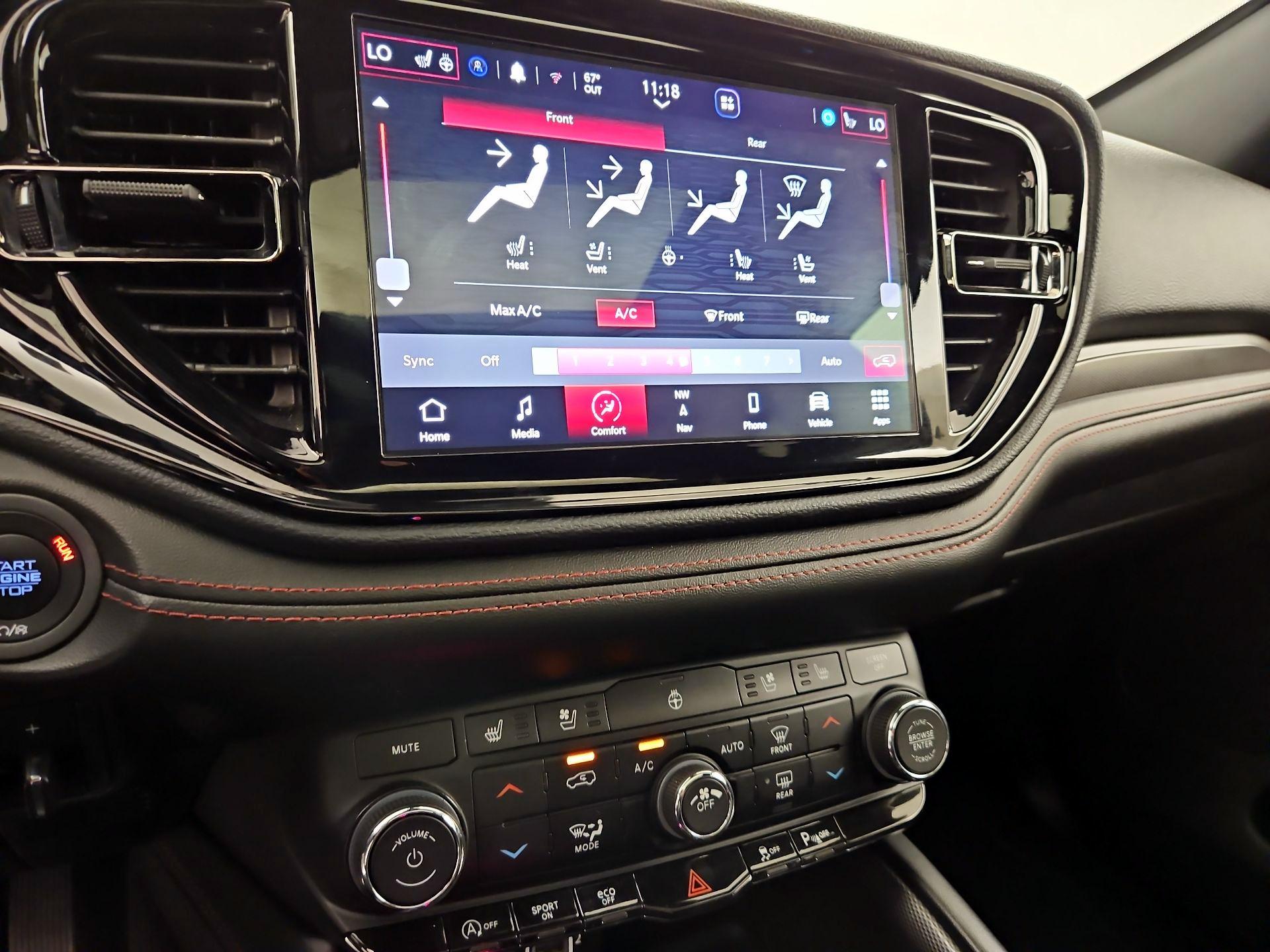 Thumbnail: 2023 Dodge Durango - 17