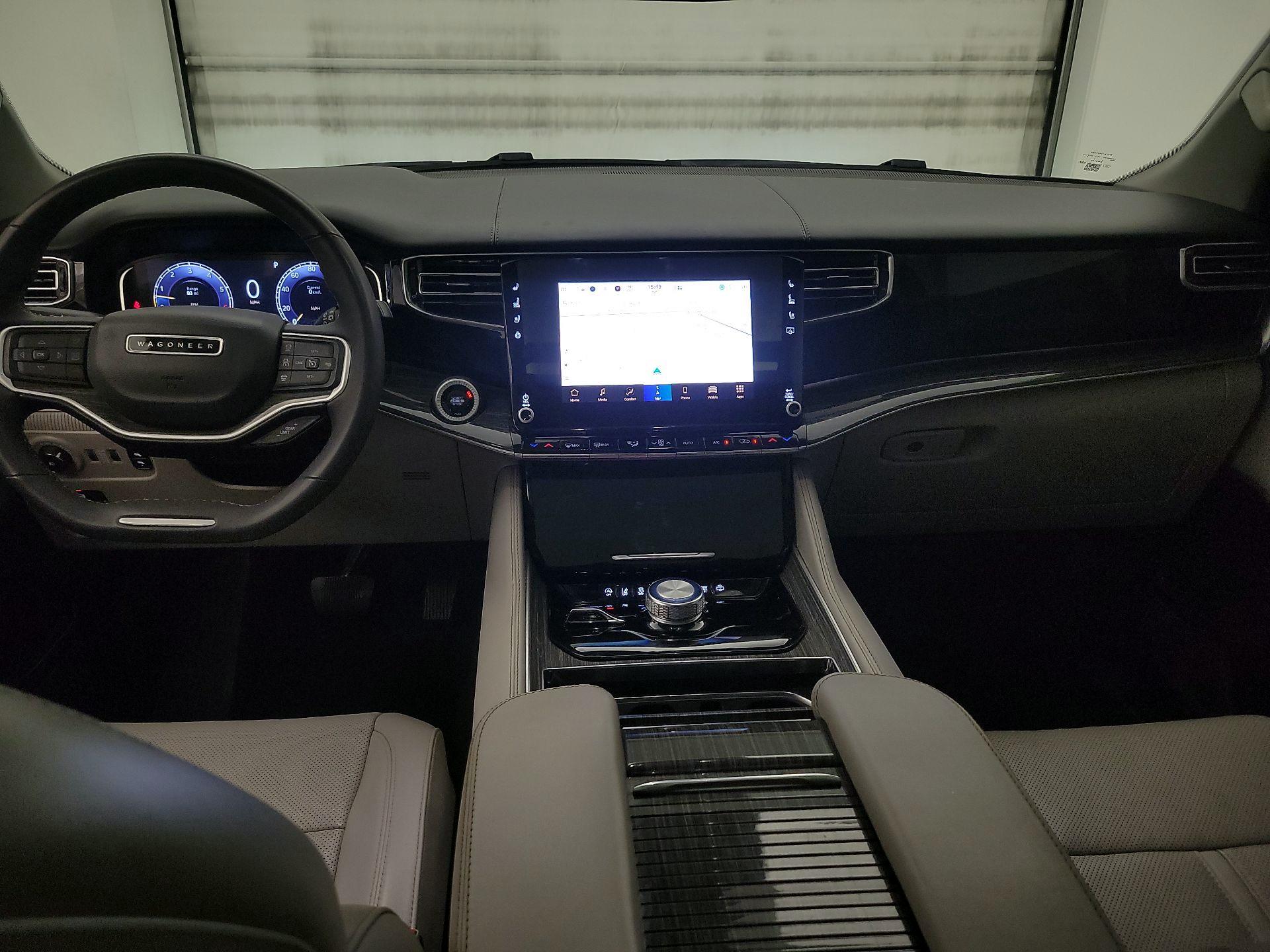 Thumbnail: 2022 Jeep Wagoneer - 9