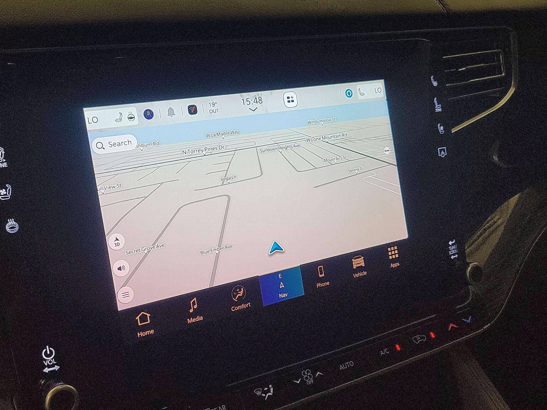 Thumbnail: 2022 Jeep Wagoneer - 14