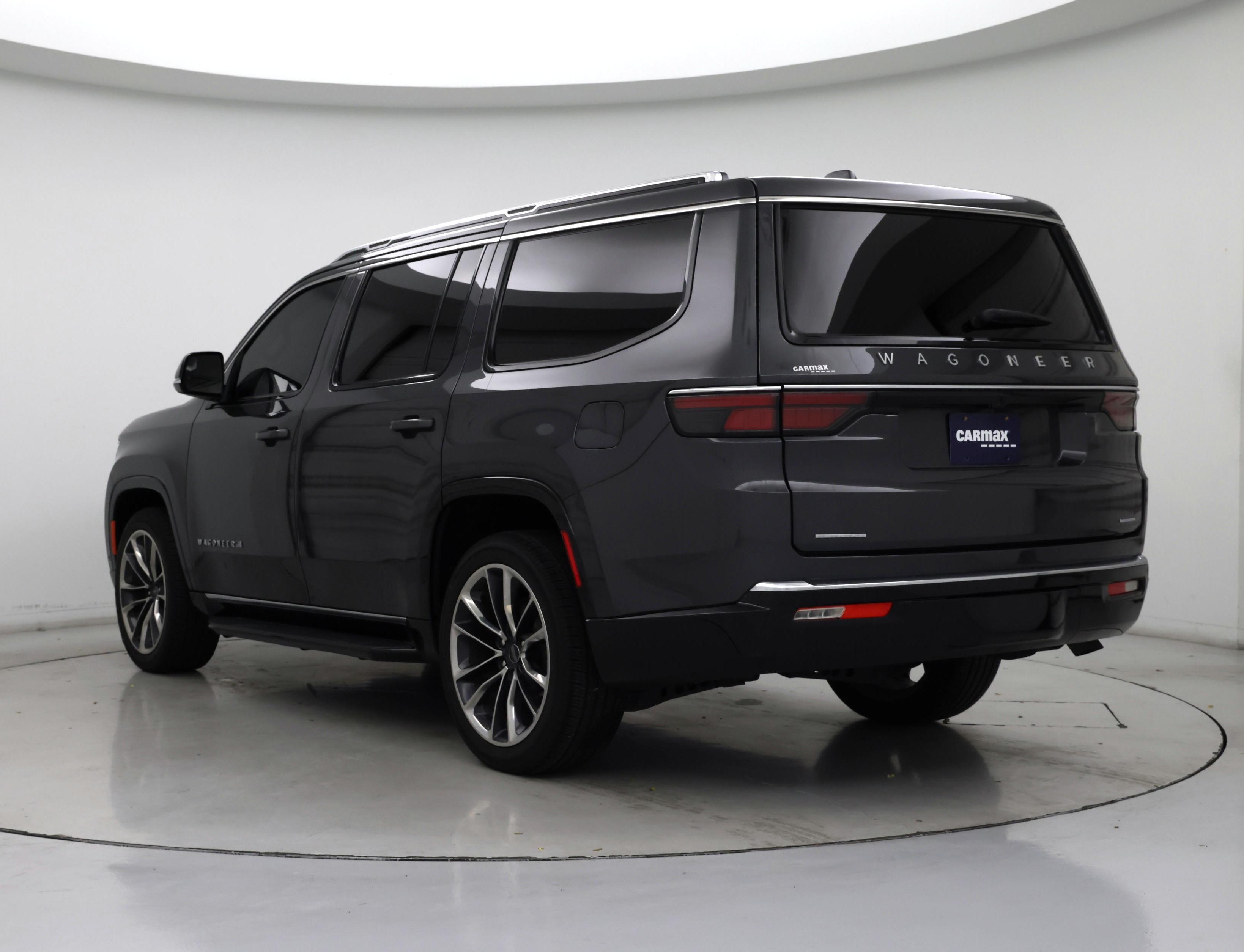 Thumbnail: 2022 Jeep Wagoneer - 2