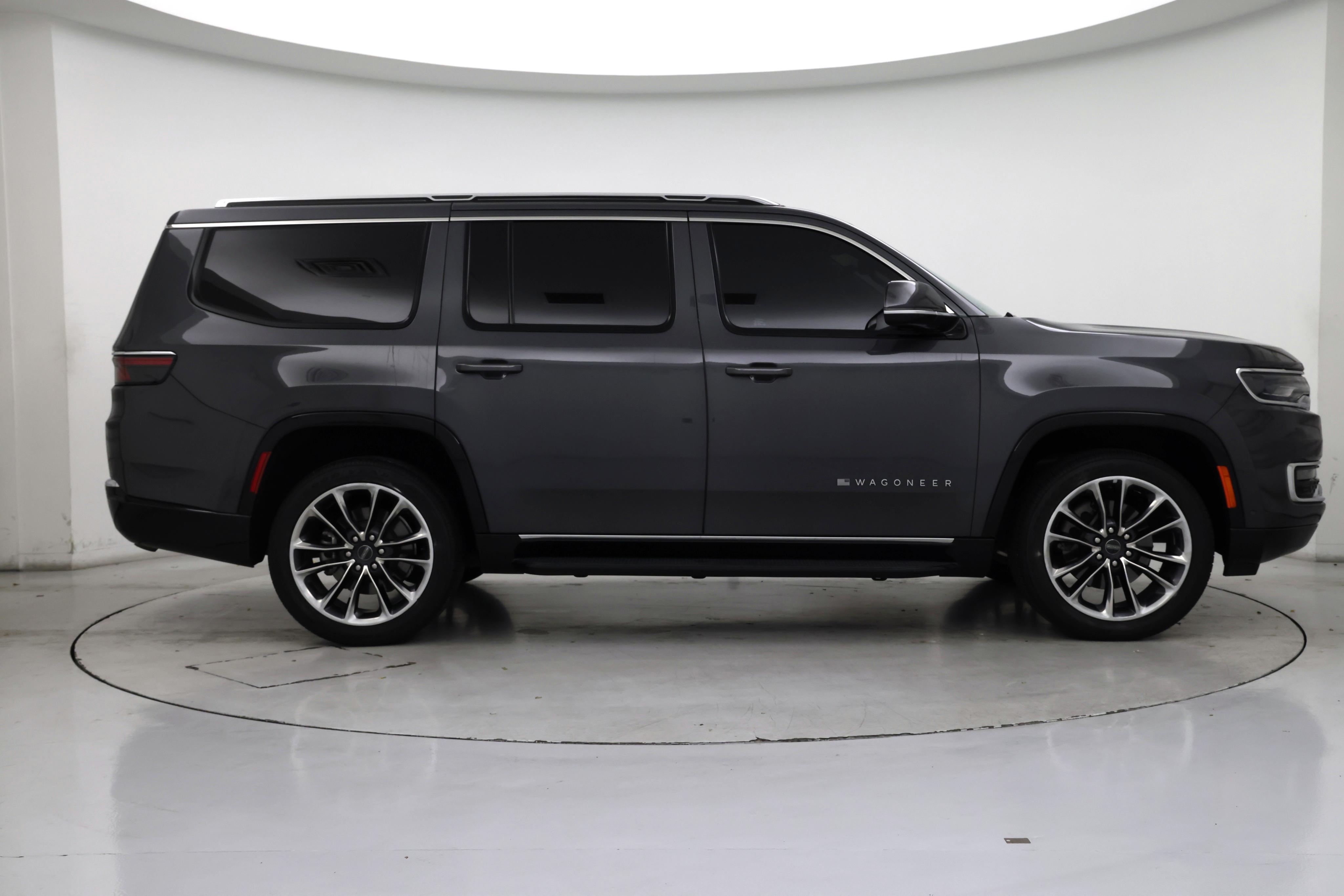 Thumbnail: 2022 Jeep Wagoneer - 7