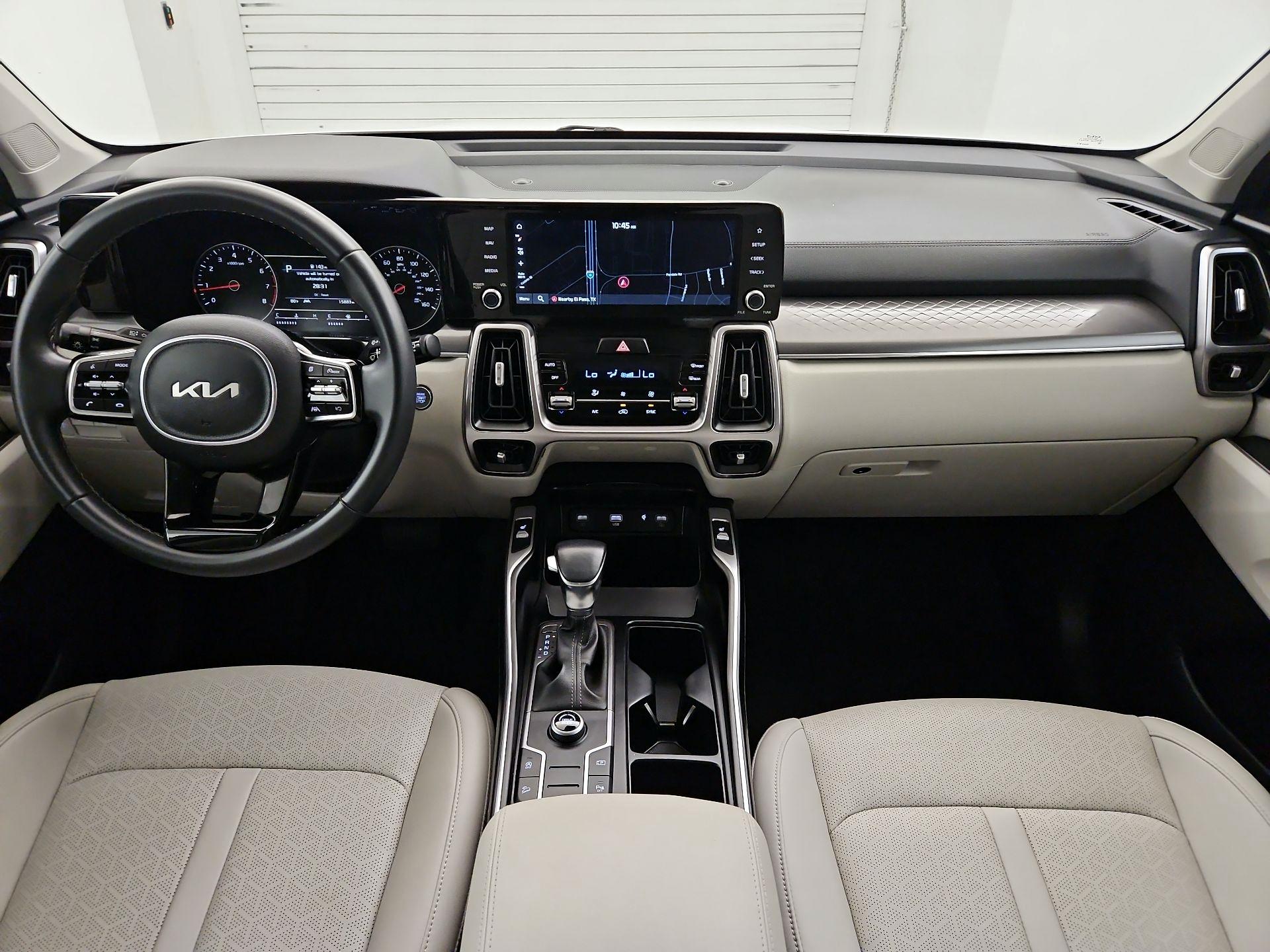 Thumbnail: 2023 Kia Sorento - 9