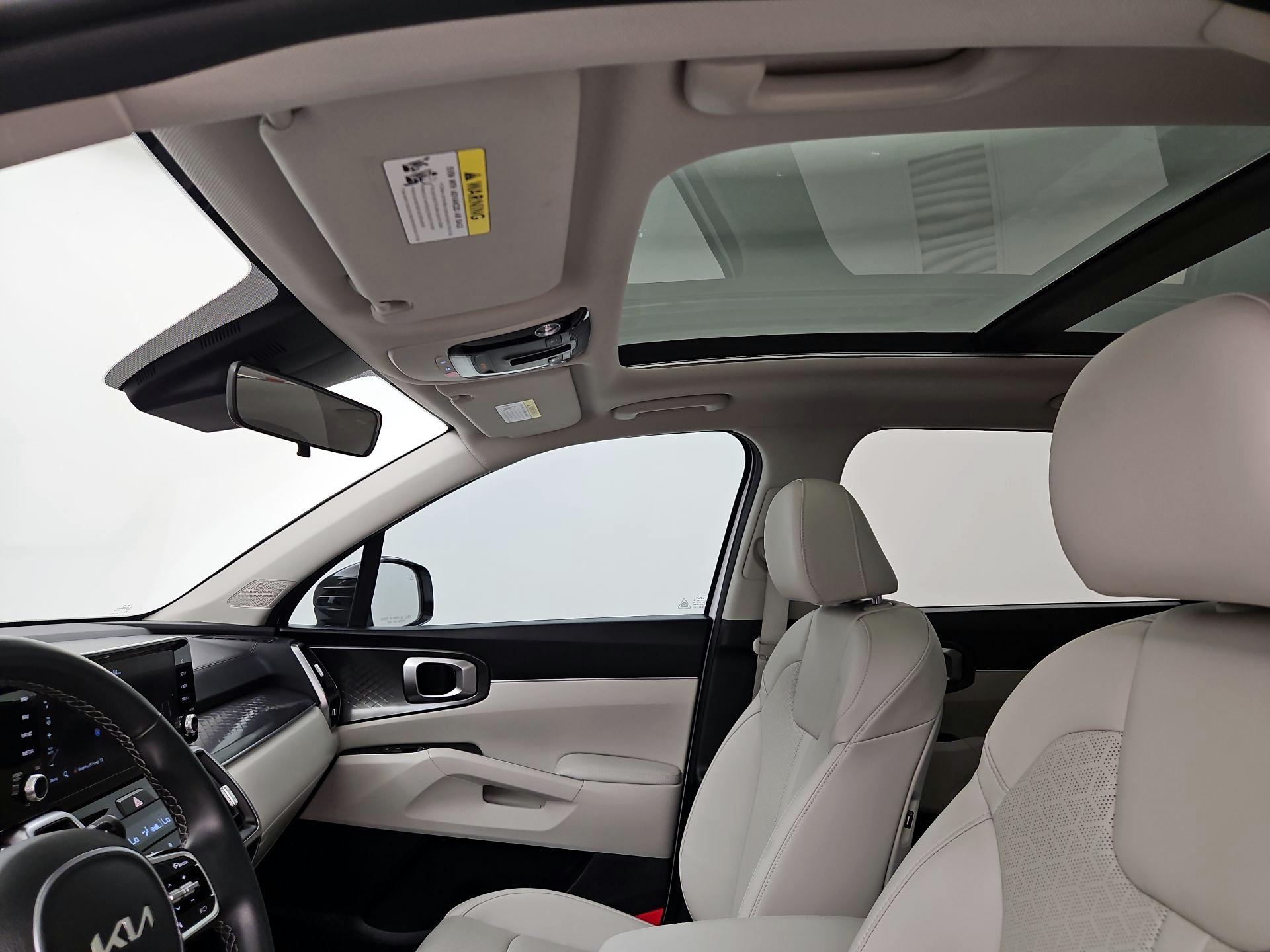 Thumbnail: 2023 Kia Sorento - 20