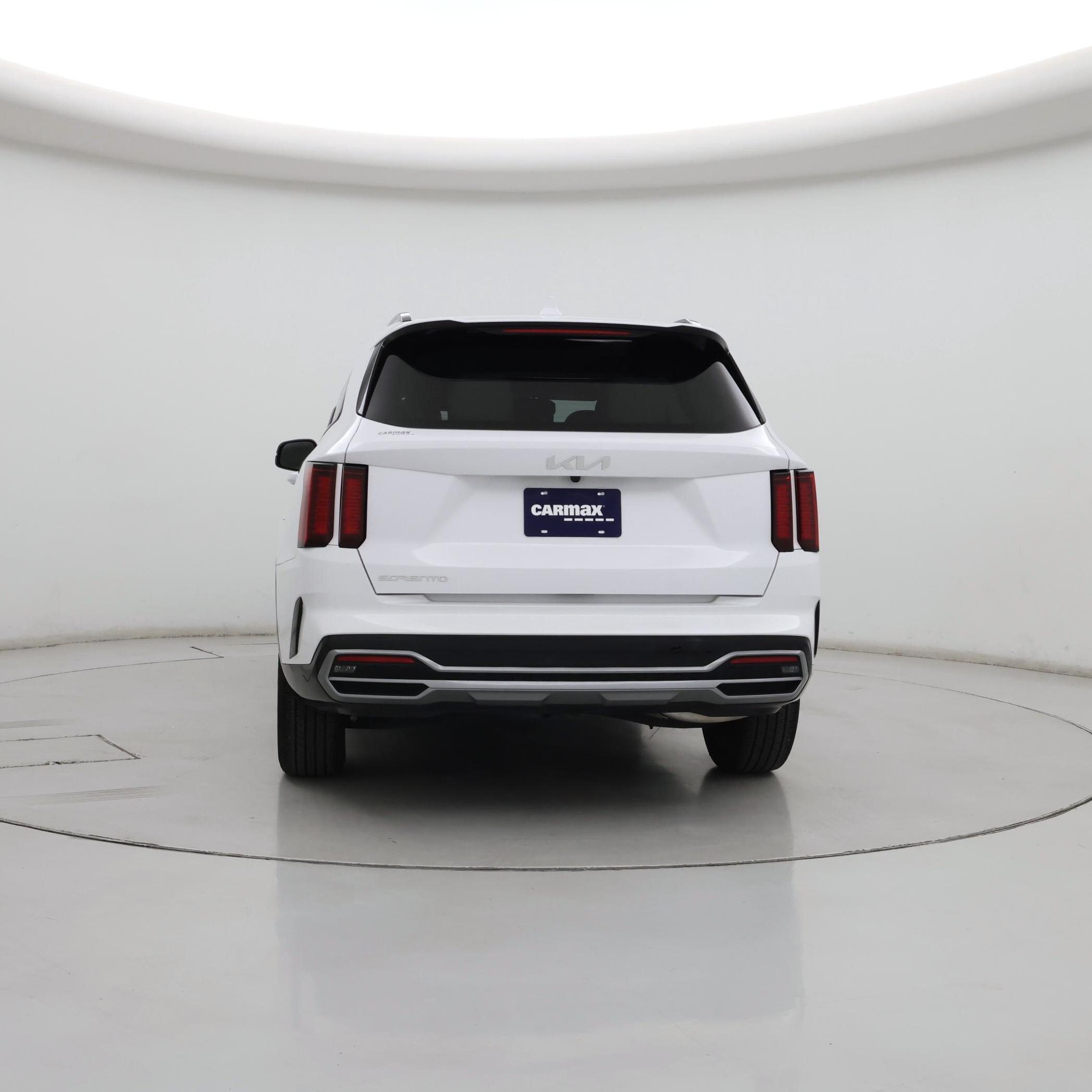 Thumbnail: 2023 Kia Sorento - 6