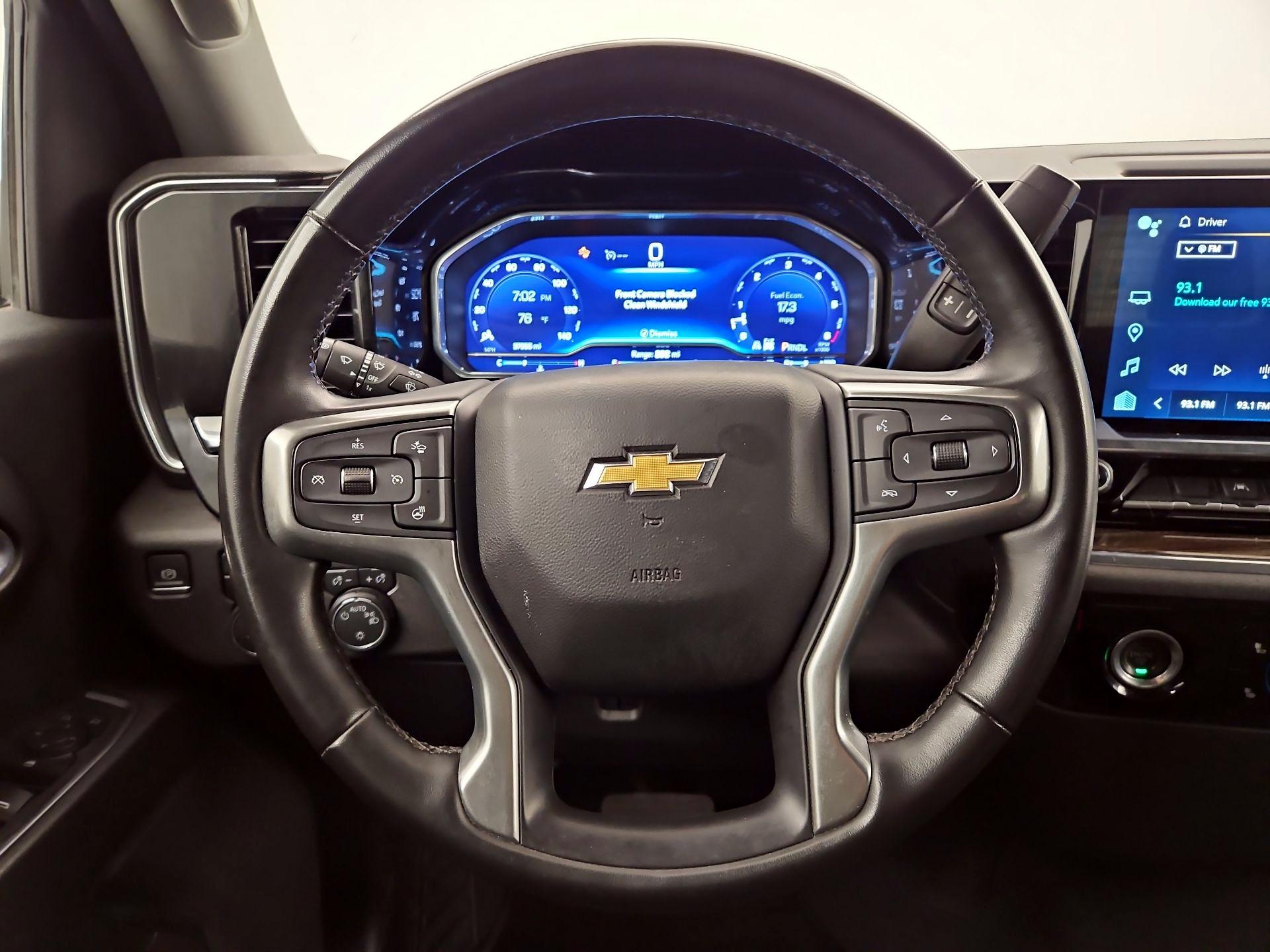 Thumbnail: 2023 Chevrolet Silverado 1500 - 10