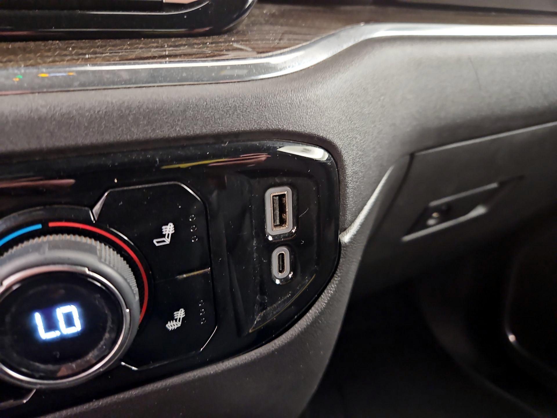 Thumbnail: 2023 Chevrolet Silverado 1500 - 18