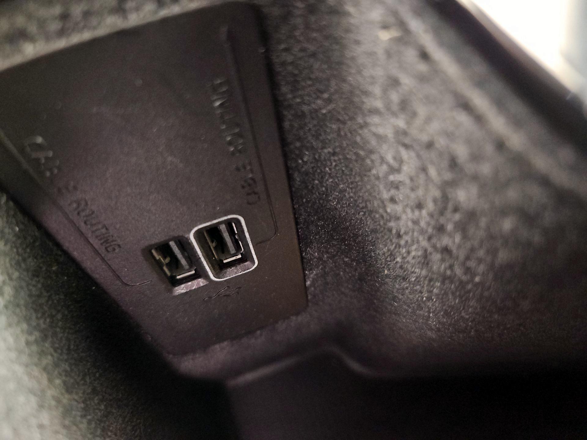 Thumbnail: 2021 Volvo XC60 - 19