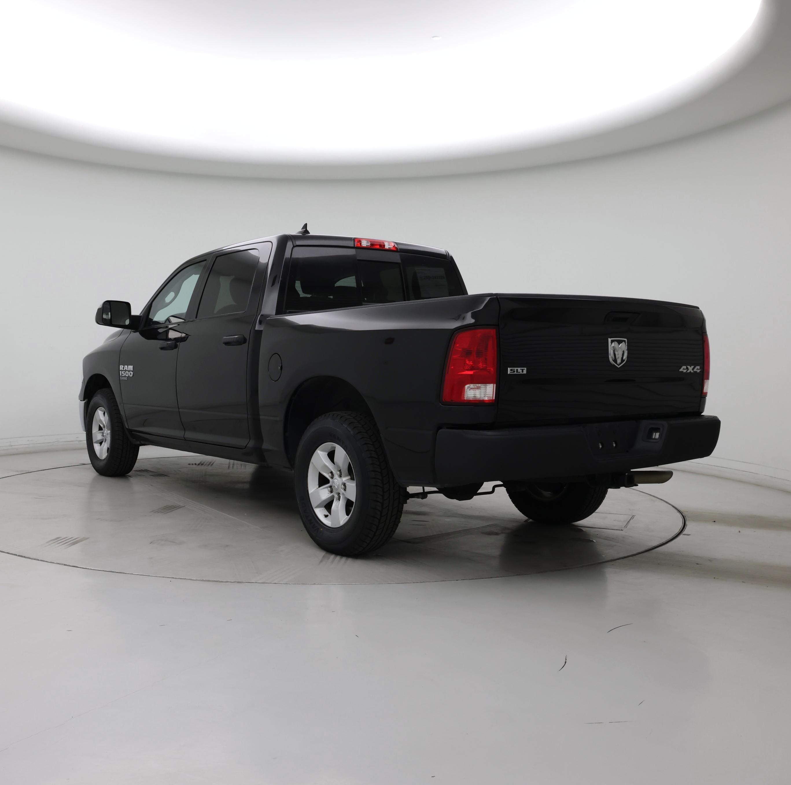 Thumbnail: 2023 RAM 1500 Classic - 2