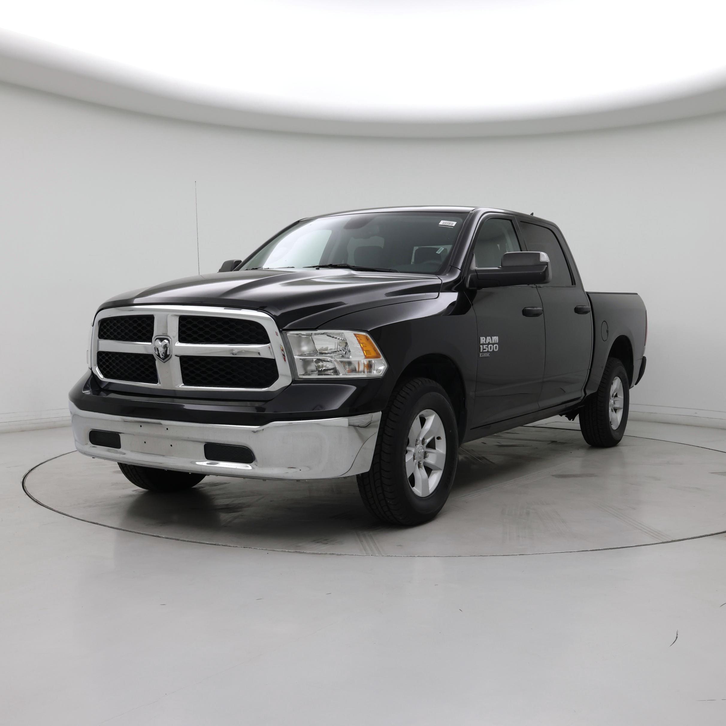 Thumbnail: 2023 RAM 1500 Classic - 4