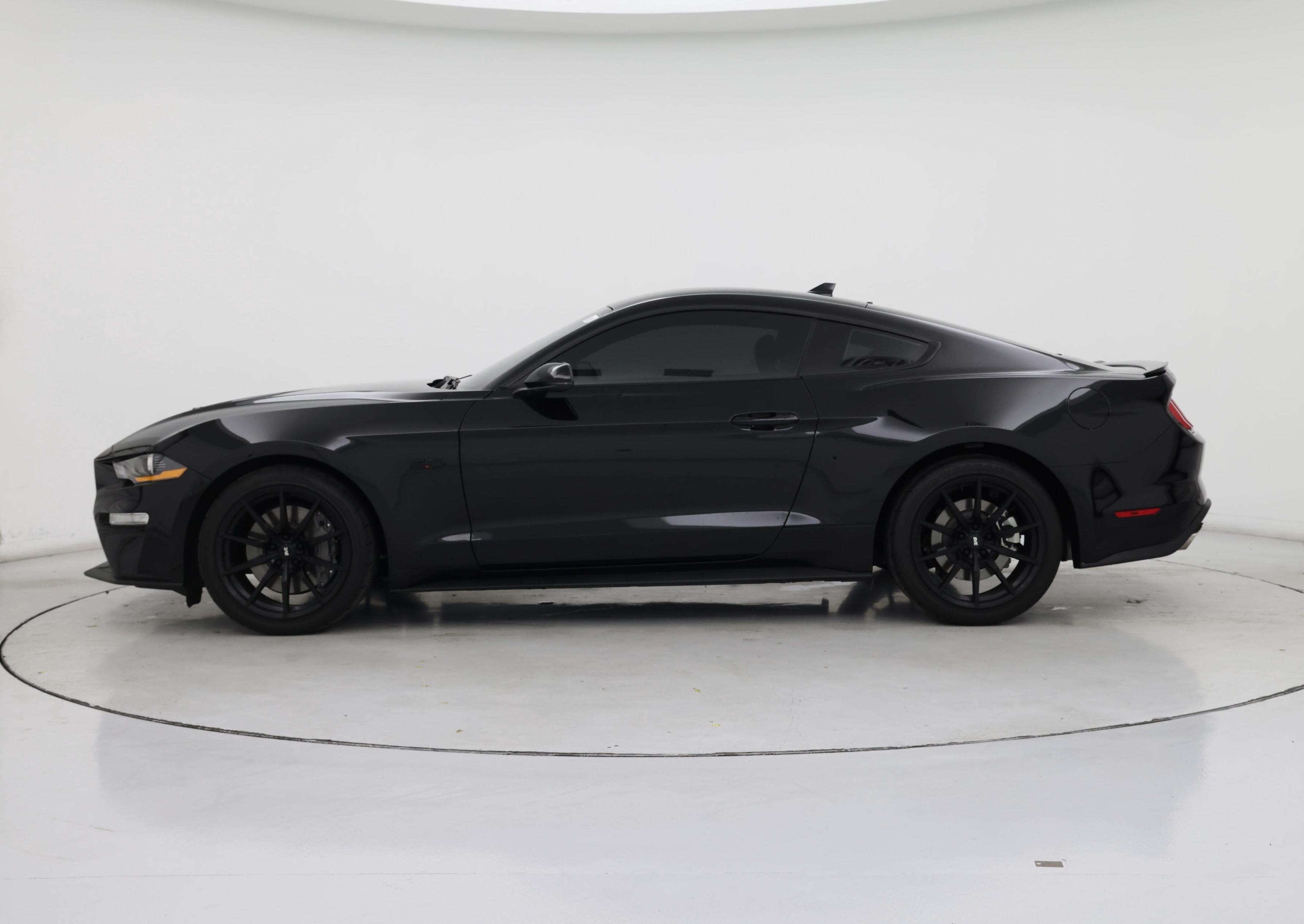 Thumbnail: 2021 Ford Mustang - 3