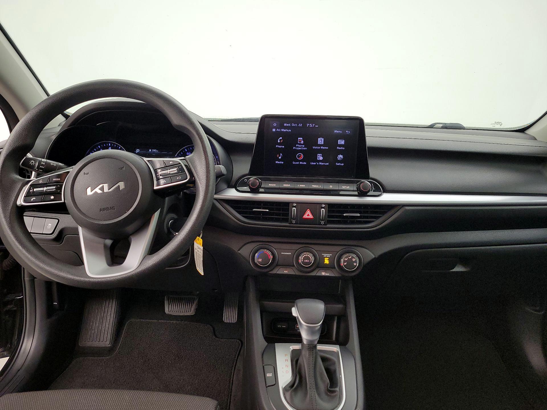 Thumbnail: 2023 Kia Forte - 9