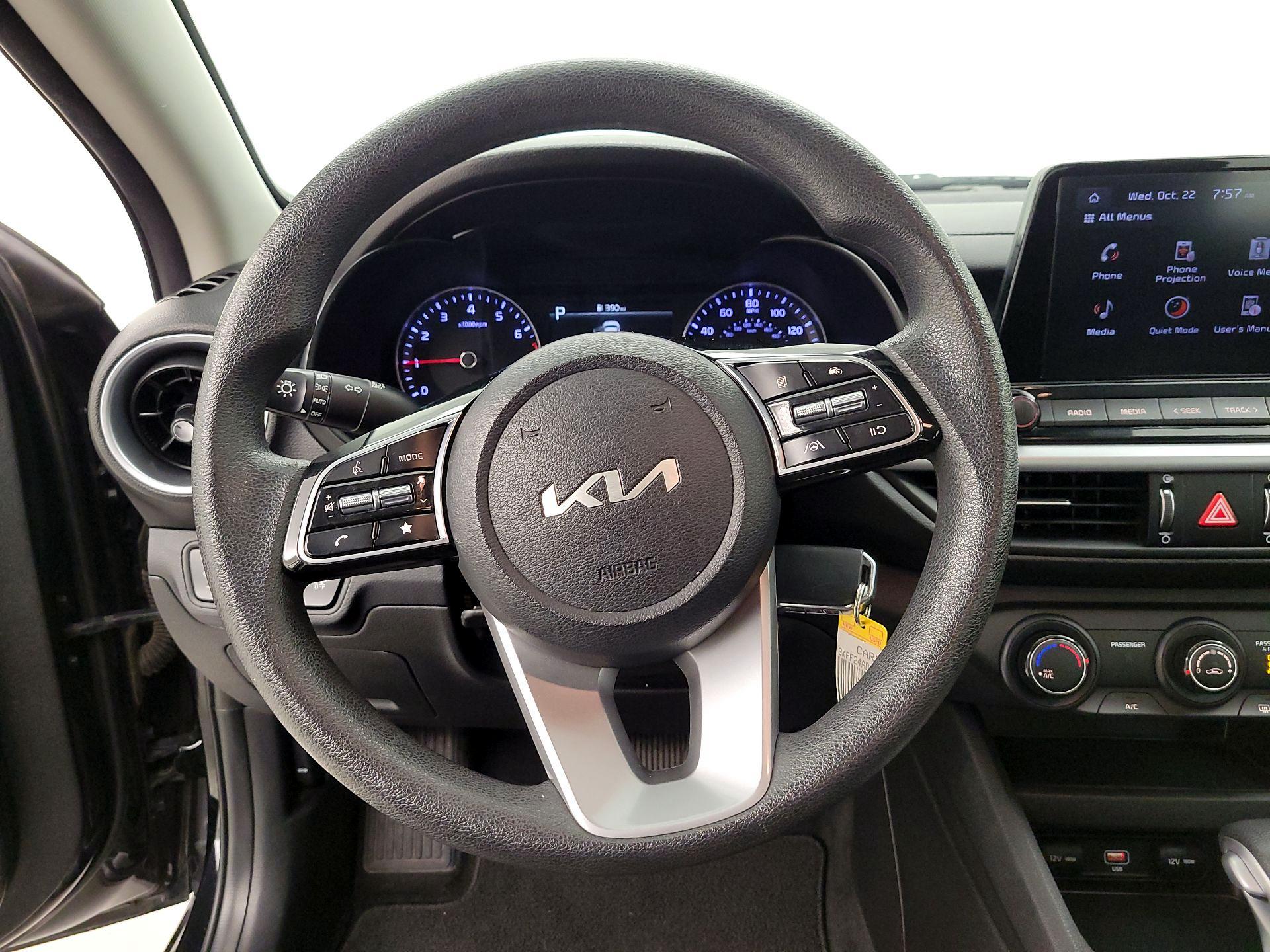 Thumbnail: 2023 Kia Forte - 10