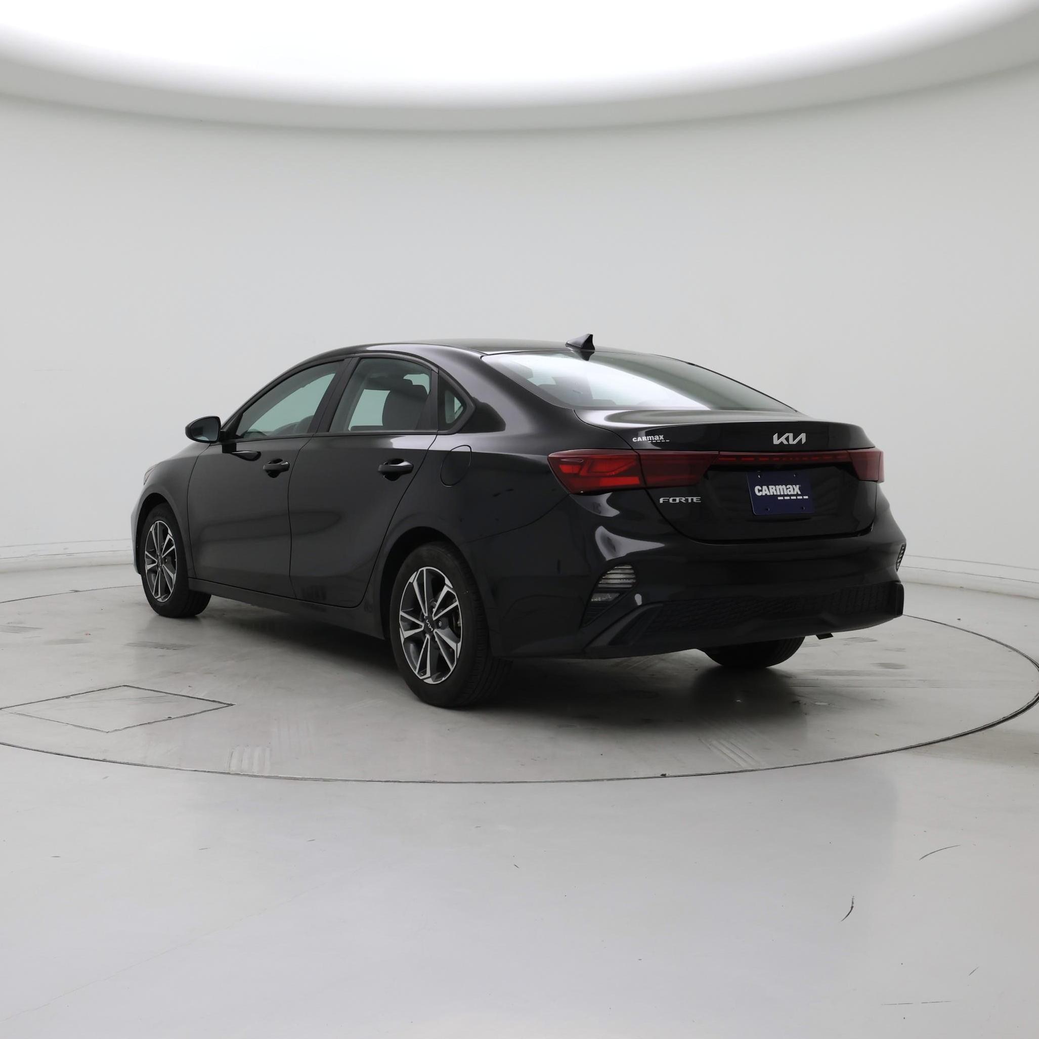 Thumbnail: 2023 Kia Forte - 2