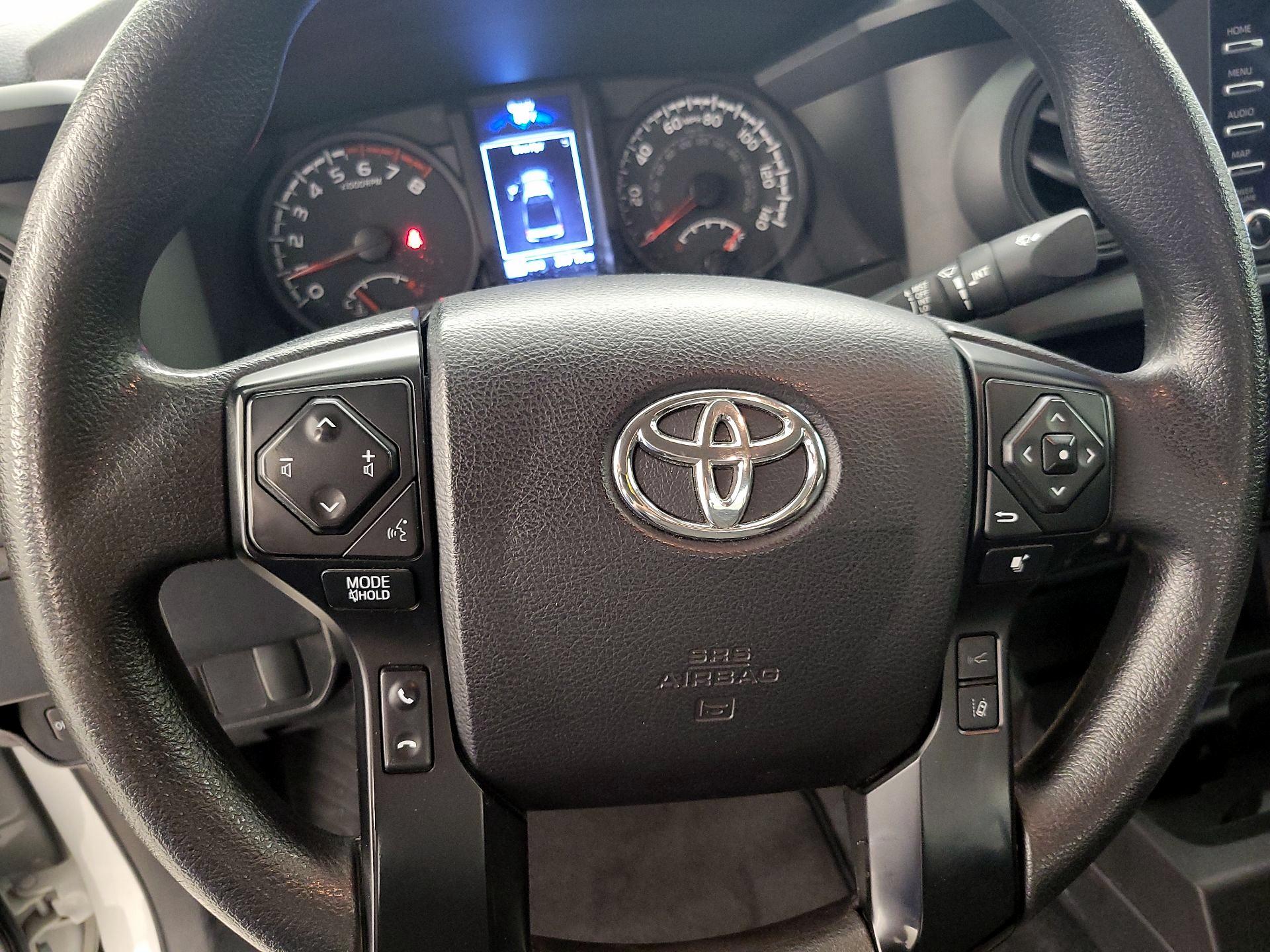 Thumbnail: 2022 Toyota Tacoma - 10