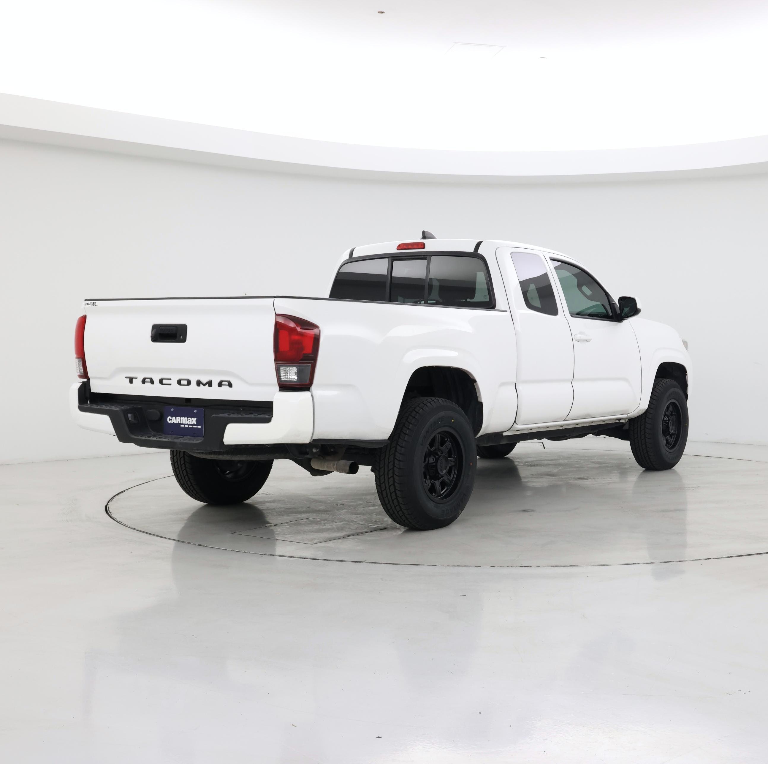 Thumbnail: 2022 Toyota Tacoma - 8