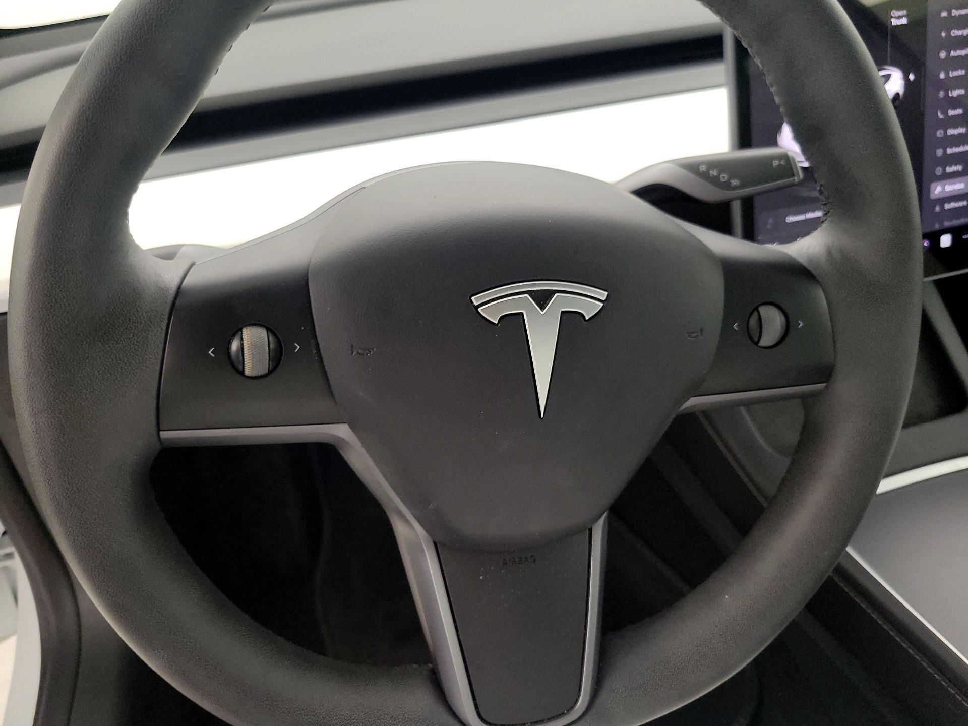 Thumbnail: 2022 Tesla Model 3 - 10