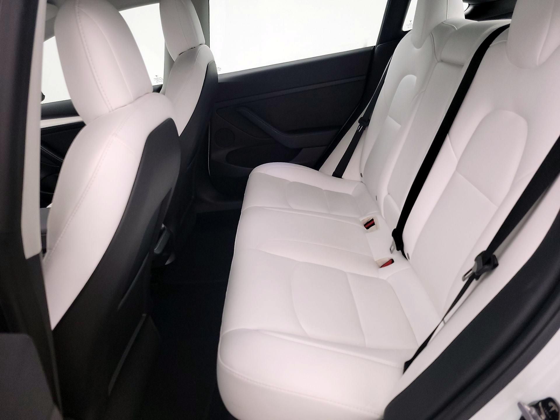 Thumbnail: 2022 Tesla Model 3 - 18