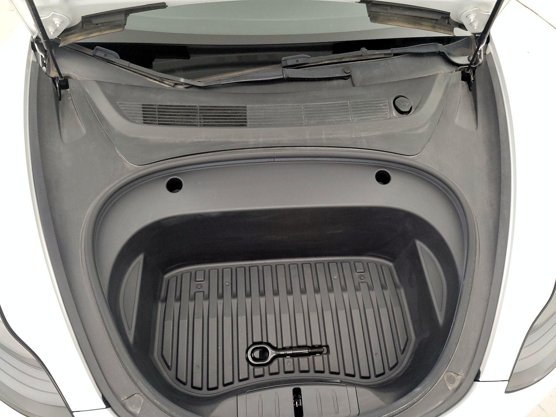 Thumbnail: 2022 Tesla Model 3 - 20