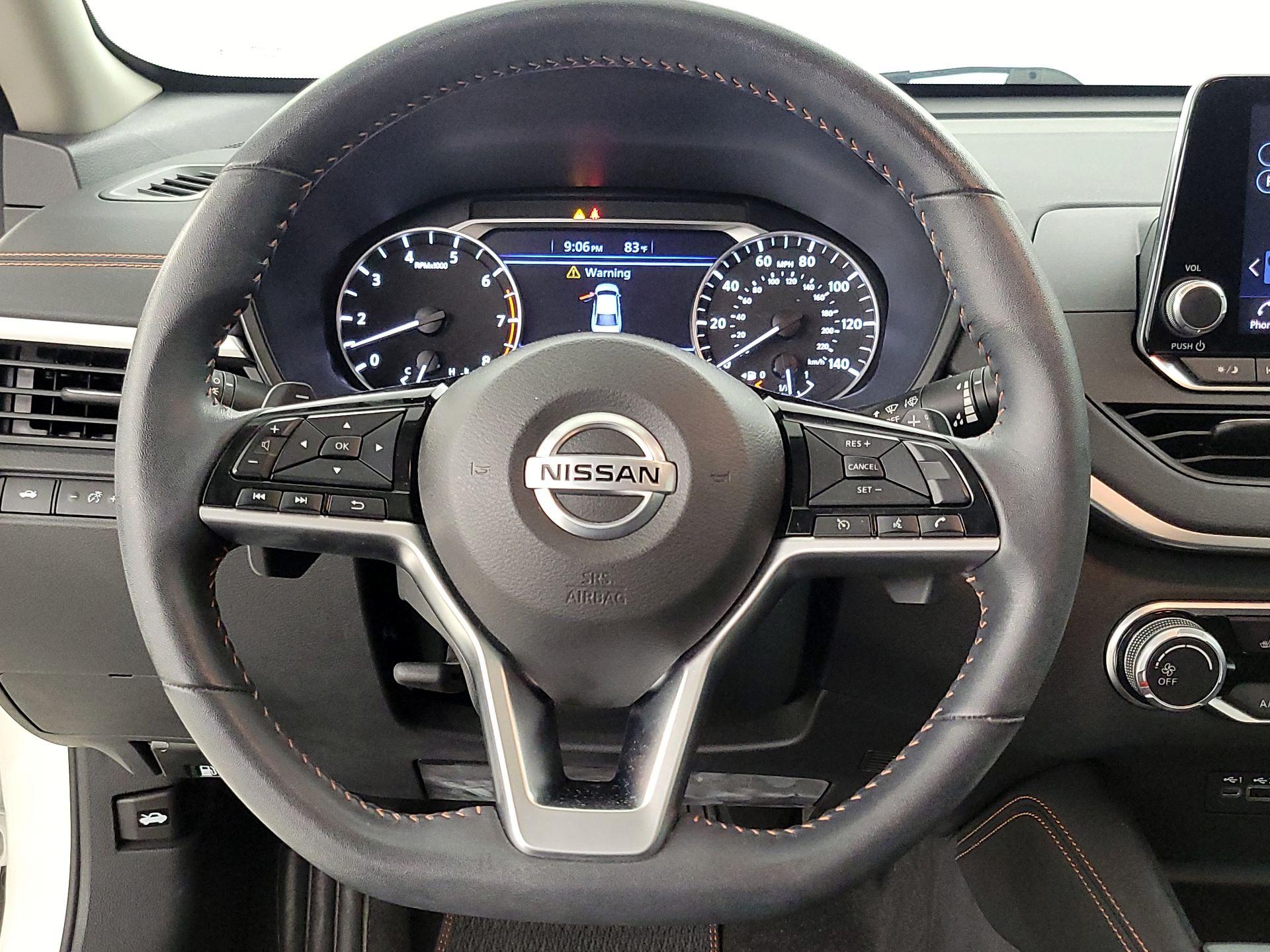 Thumbnail: 2021 Nissan Altima - 10