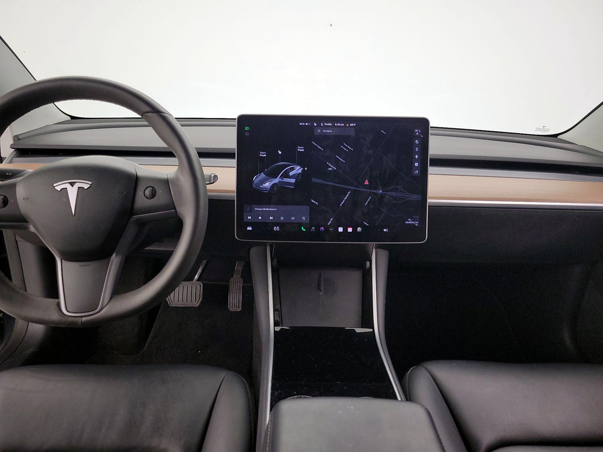 Thumbnail: 2020 Tesla Model 3 - 9