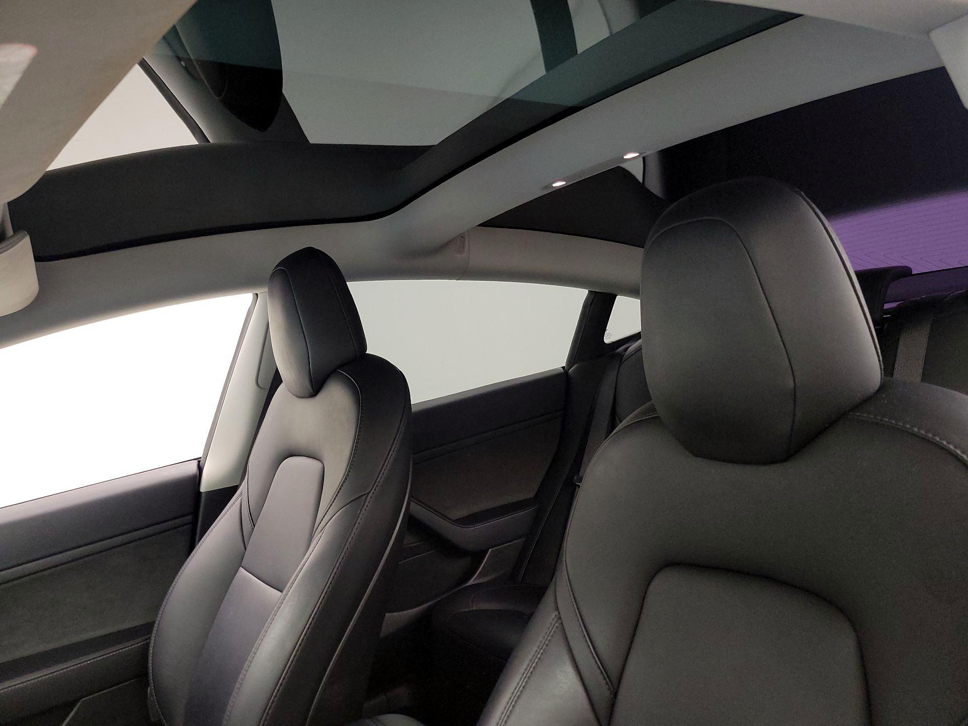 Thumbnail: 2020 Tesla Model 3 - 19