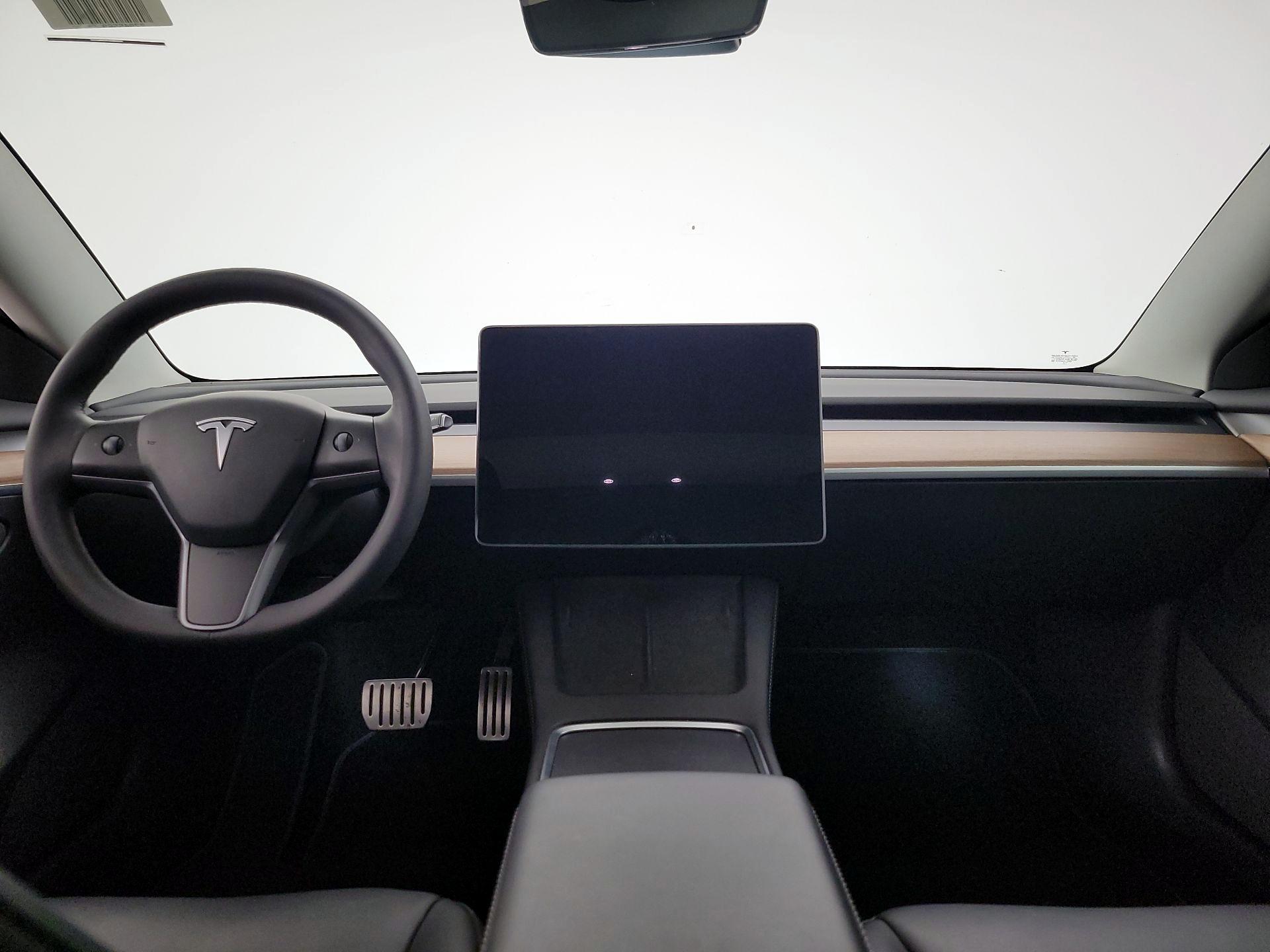Thumbnail: 2022 Tesla Model 3 - 9