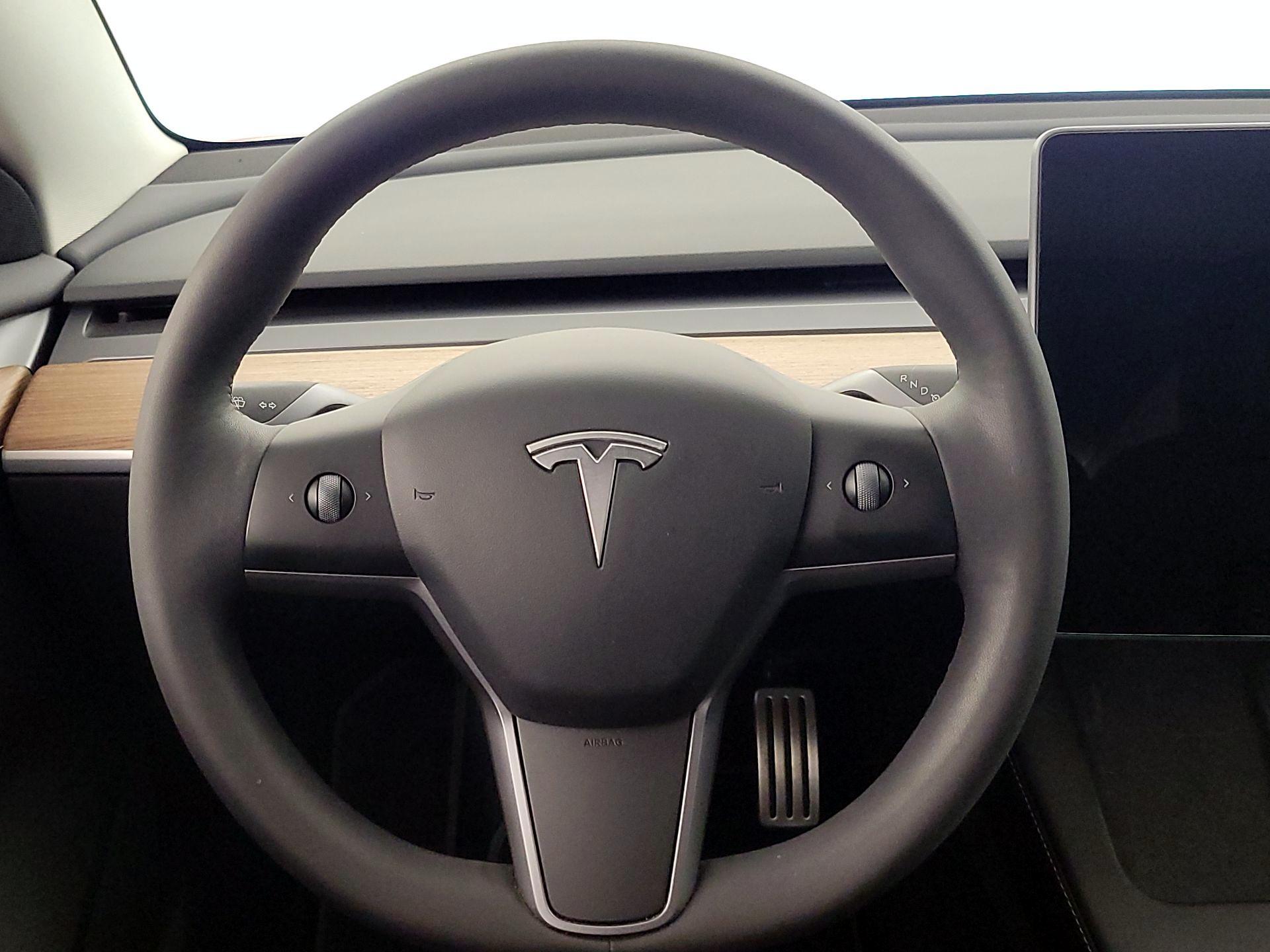 Thumbnail: 2022 Tesla Model 3 - 10